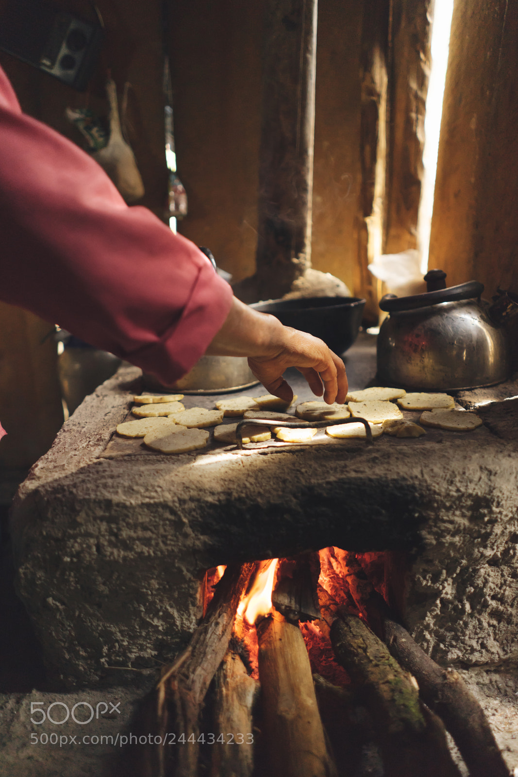 Sony a7 II sample photo. Traditional kitchen photography