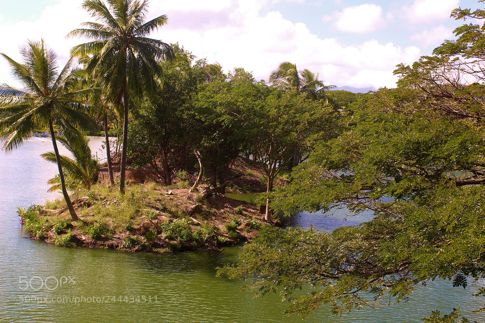 Canon EOS 1300D (EOS Rebel T6 / EOS Kiss X80) sample photo. The lagoon photography
