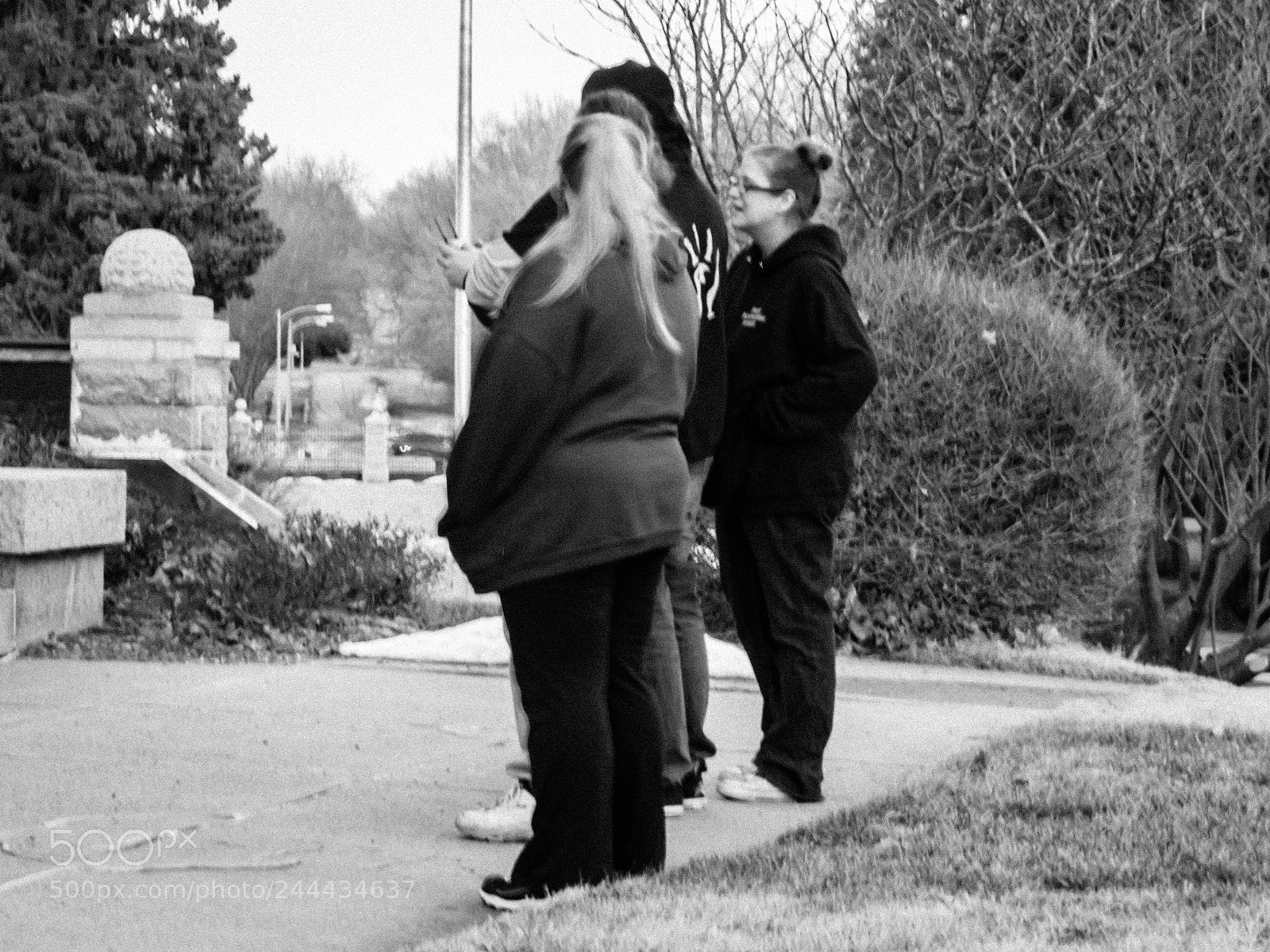 Canon PowerShot G12 sample photo. Forest lawn cemetery photography