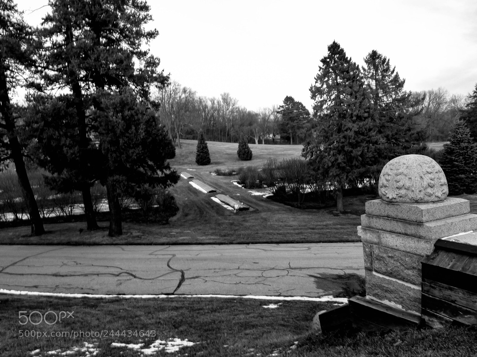 Canon PowerShot G12 sample photo. Forest lawn cemetery photography