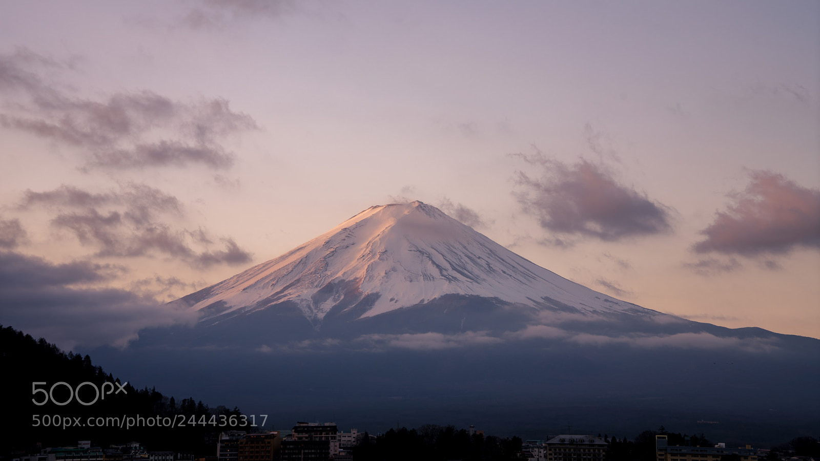 Sony a7R II sample photo. Fuji sunrise photography
