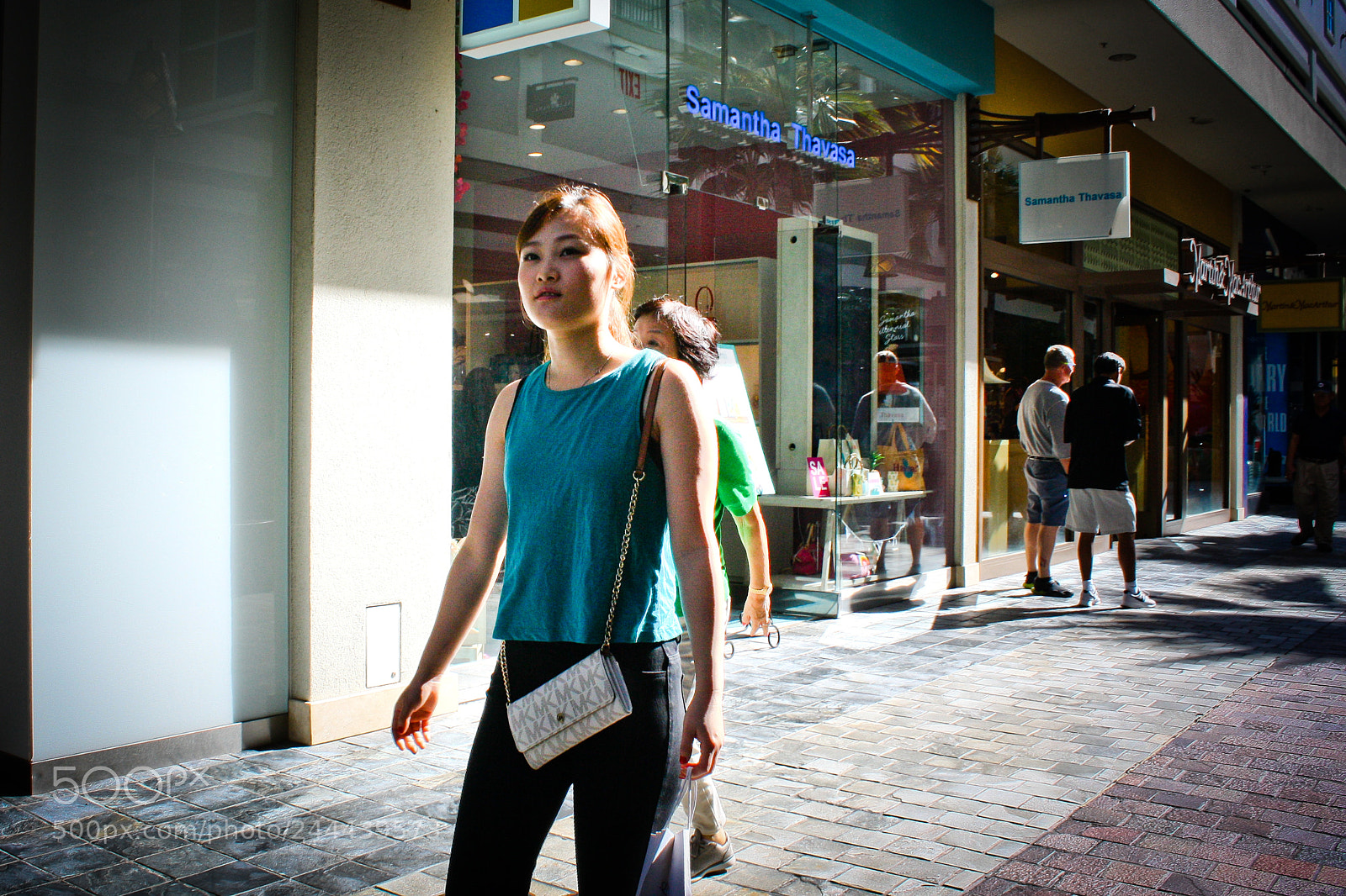 Canon EOS 1000D (EOS Digital Rebel XS / EOS Kiss F) sample photo. Sunshine and just starting photography