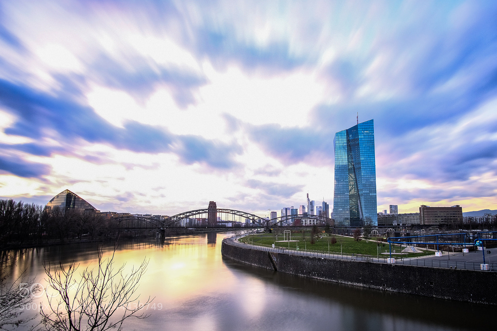 Fujifilm X-T20 sample photo. Long exposure am main photography