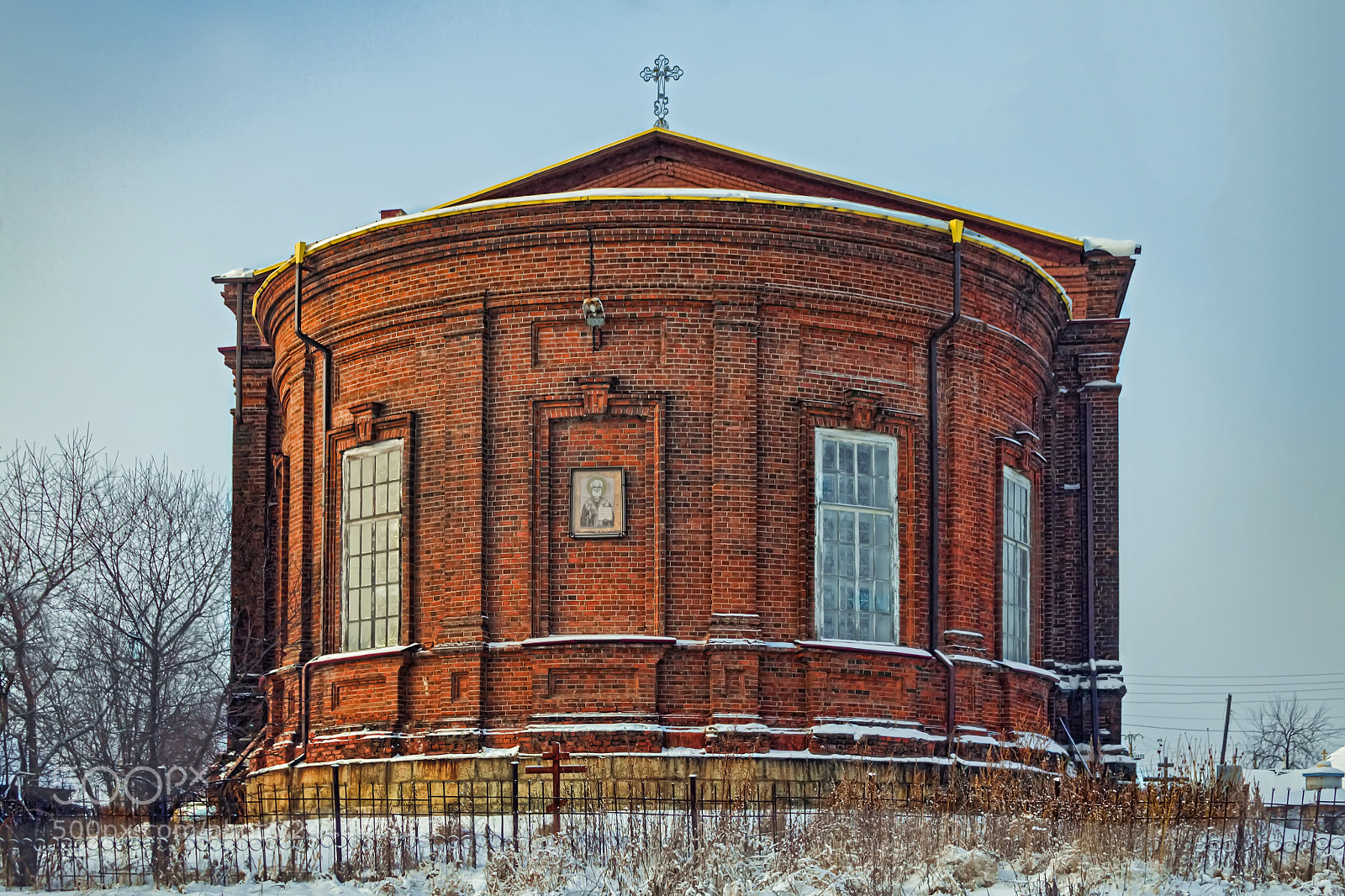 Canon EOS 1300D (EOS Rebel T6 / EOS Kiss X80) sample photo. Snow vs church photography