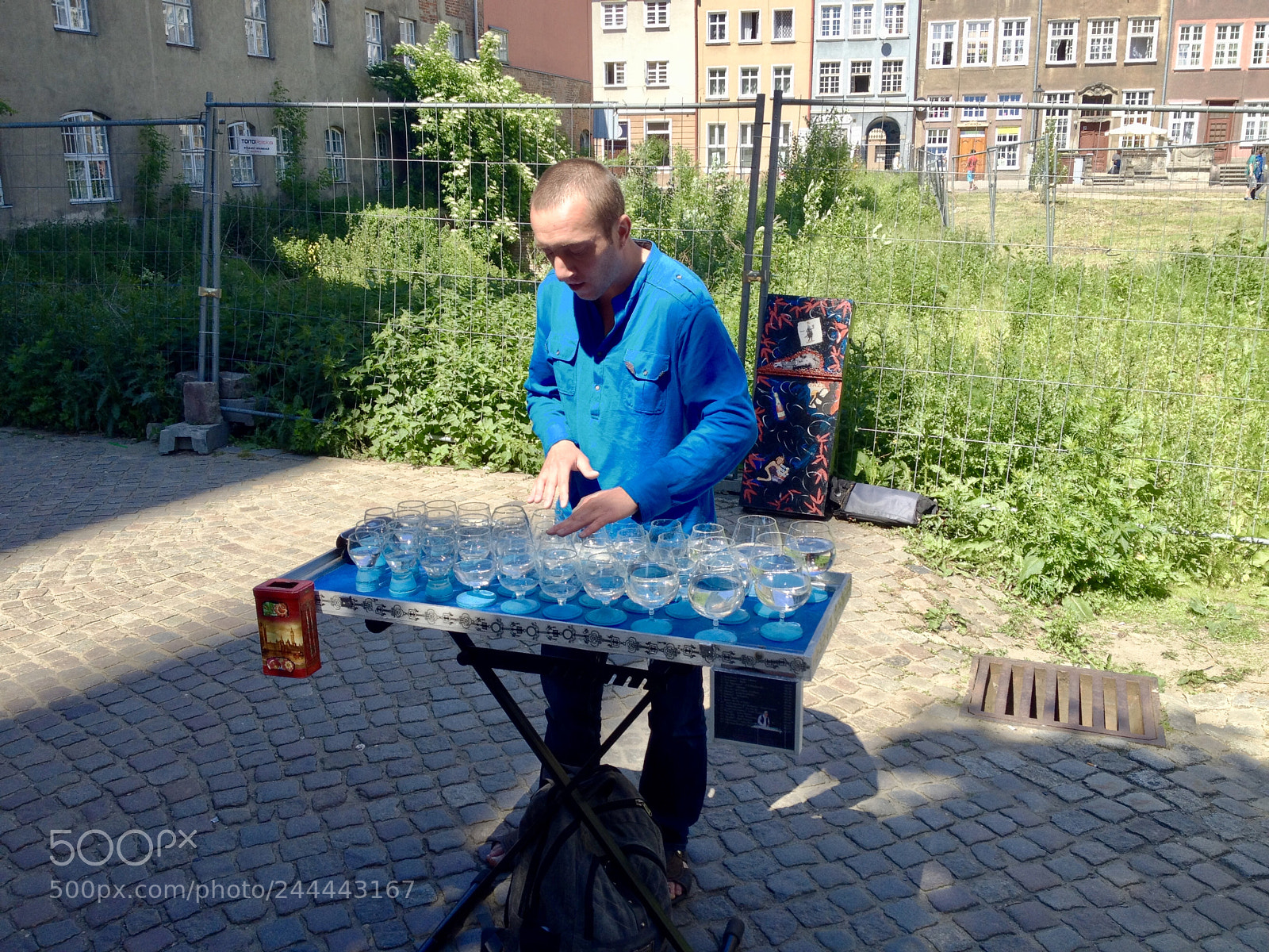 Apple iPhone 4S sample photo. He is playing on photography