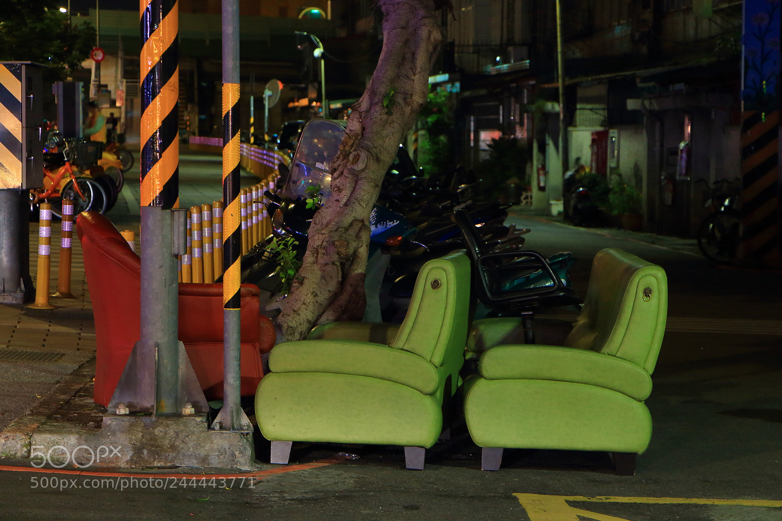 Canon EOS 650D (EOS Rebel T4i / EOS Kiss X6i) sample photo. #have_a_seat photography