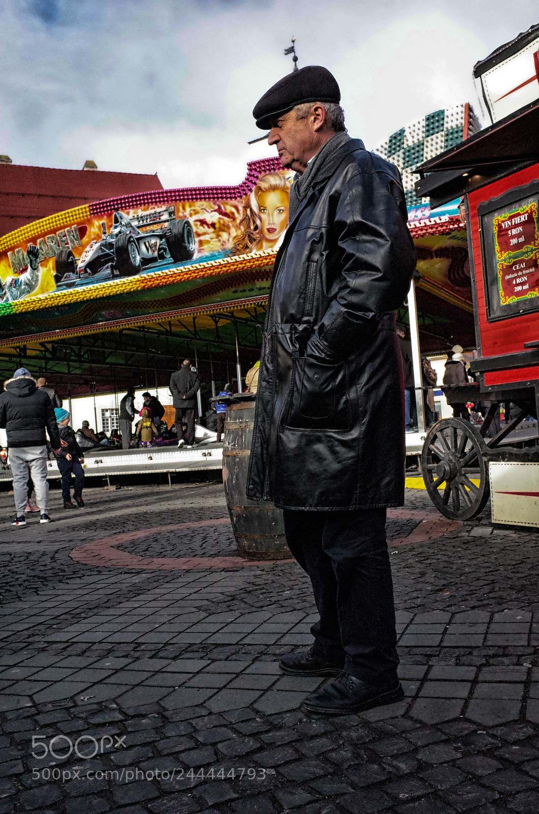 Ricoh GR II sample photo. Man in sibiu photography
