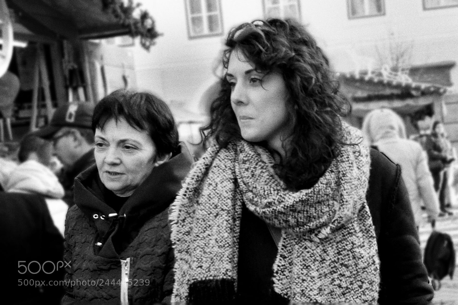 Ricoh GR II sample photo. Sibiu christmas market photography