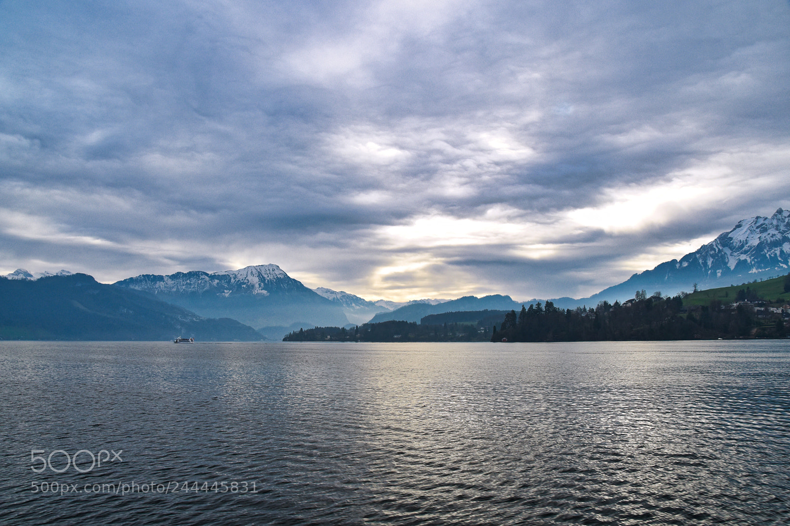 Nikon D5500 sample photo. Vierwaldstättersee photography