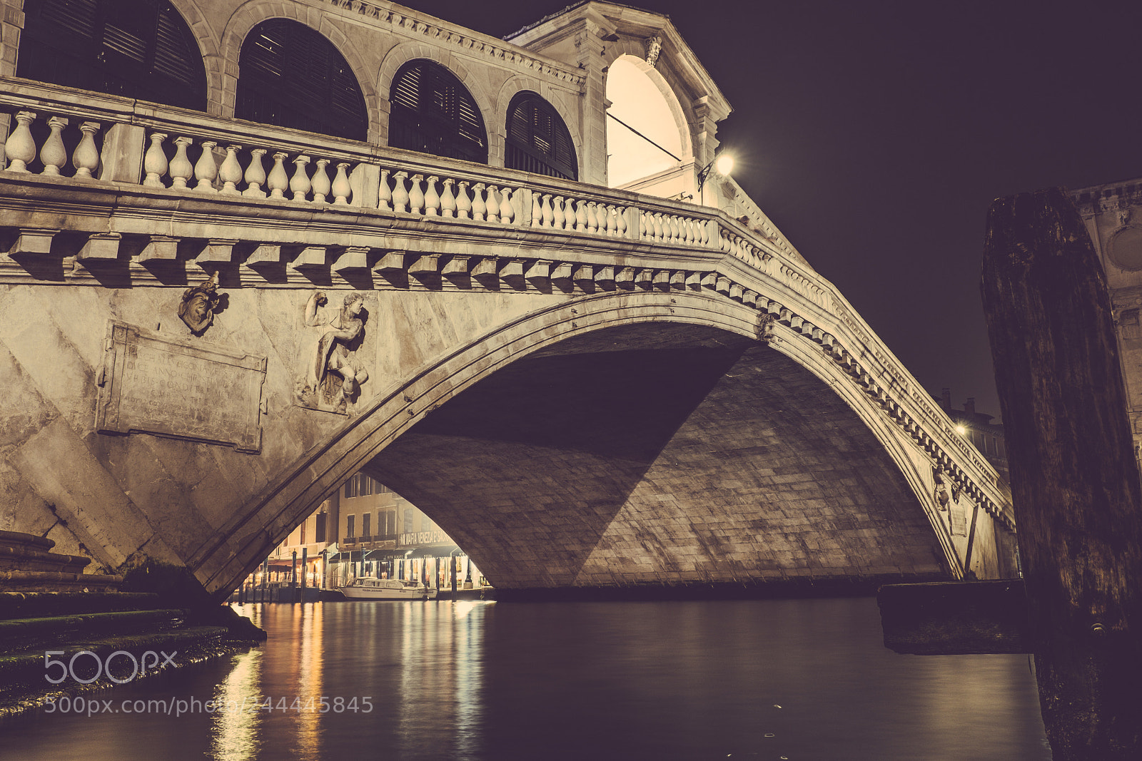 Fujifilm X-T20 sample photo. Rialto bridge, venice photography