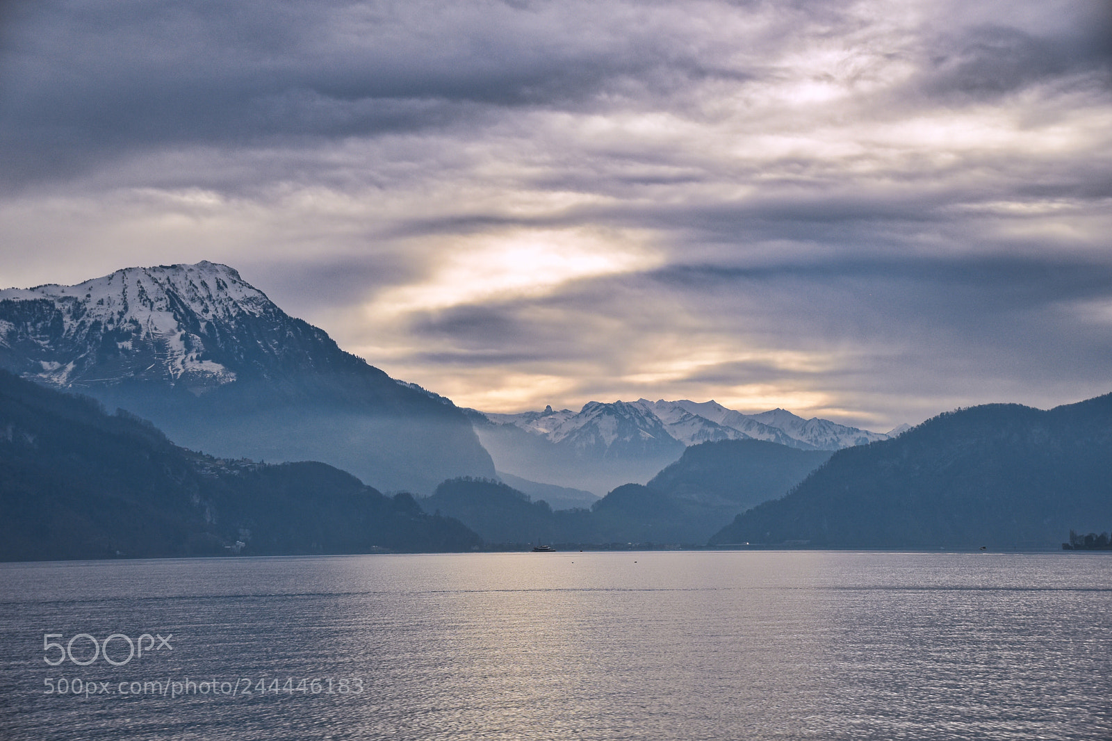 Nikon D5500 sample photo. Vierwaldstättersee photography