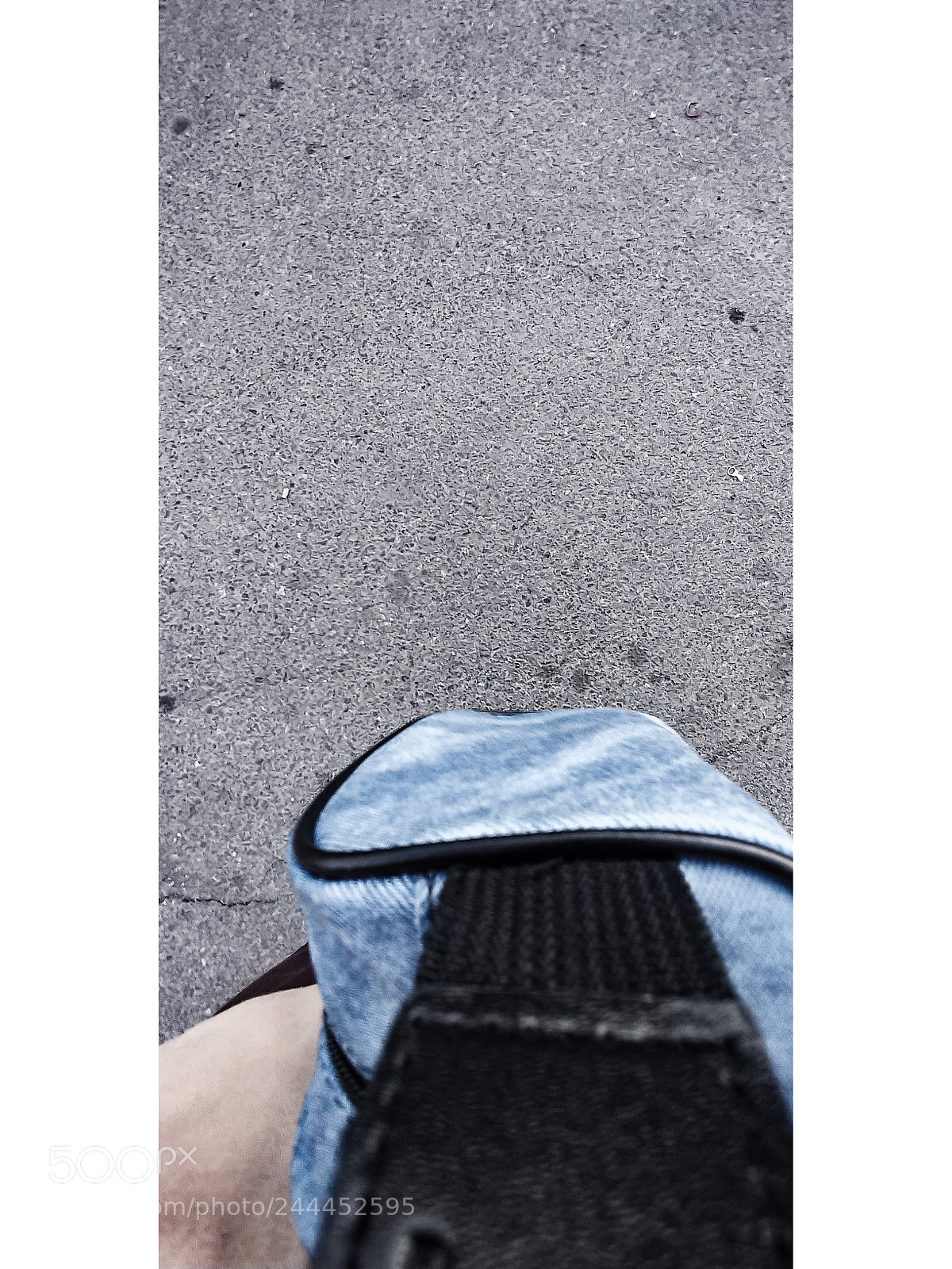 LG V30 sample photo. Bag or pack photography