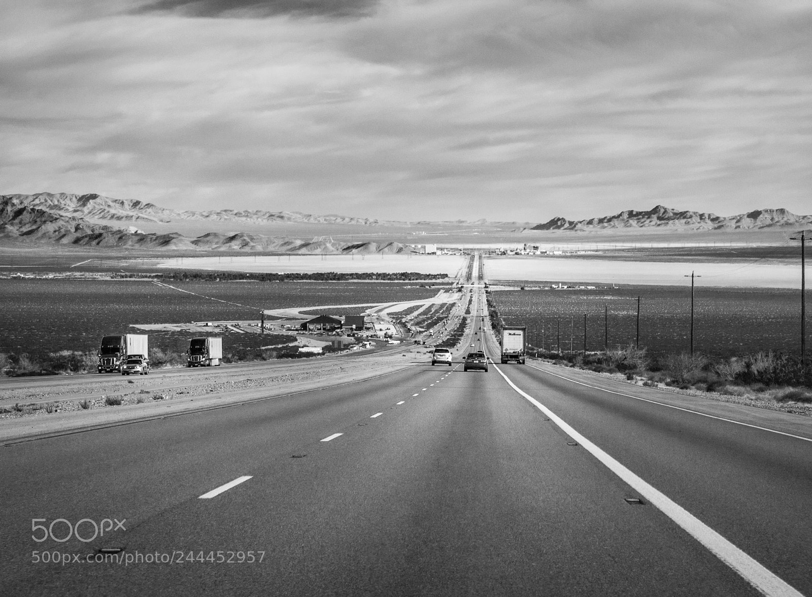 Canon EOS 1000D (EOS Digital Rebel XS / EOS Kiss F) sample photo. Highway photography
