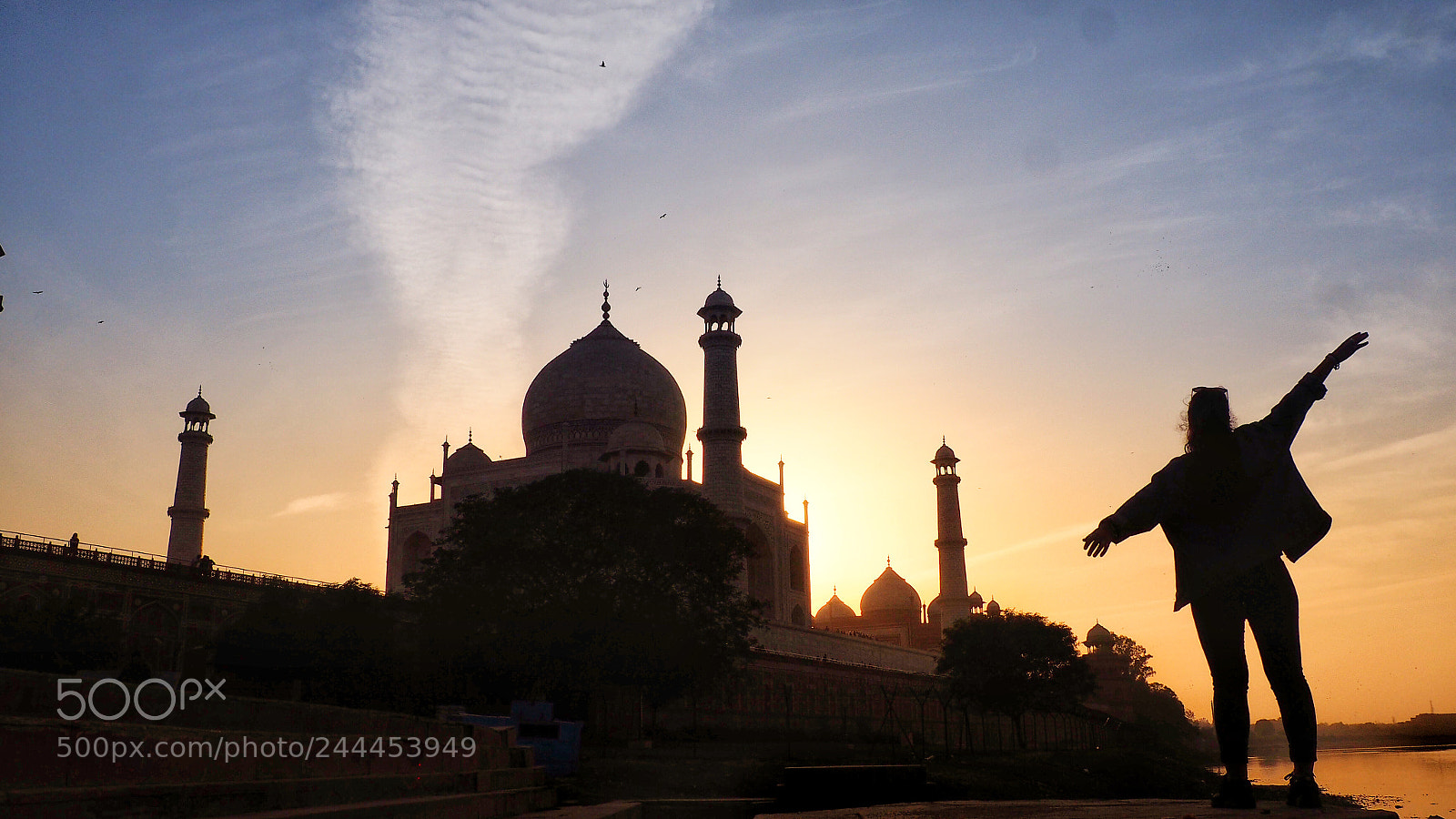 Olympus OM-D E-M10 sample photo. Taj sunset photography