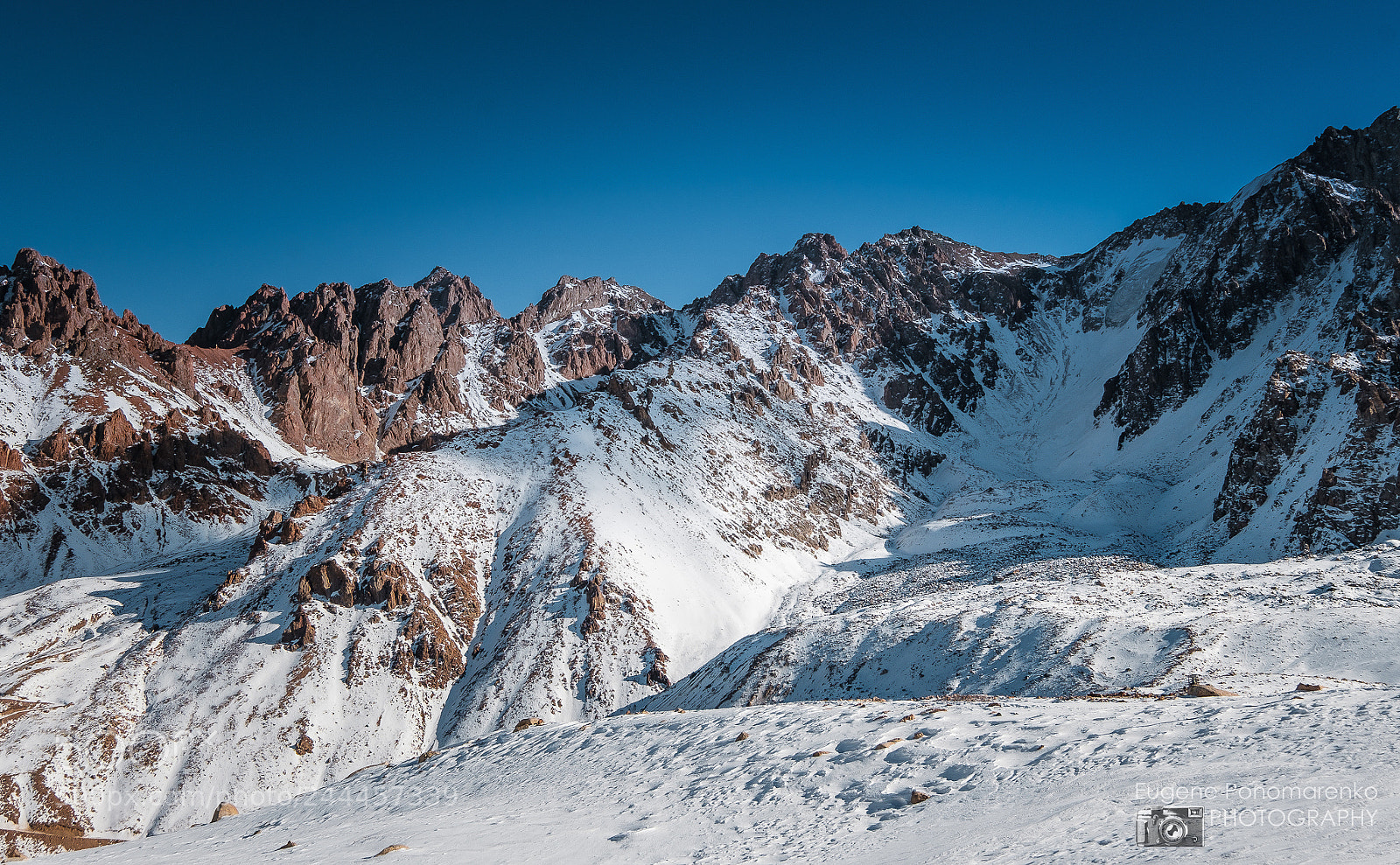 Fujifilm X-T2 sample photo. T1 glacier station near photography
