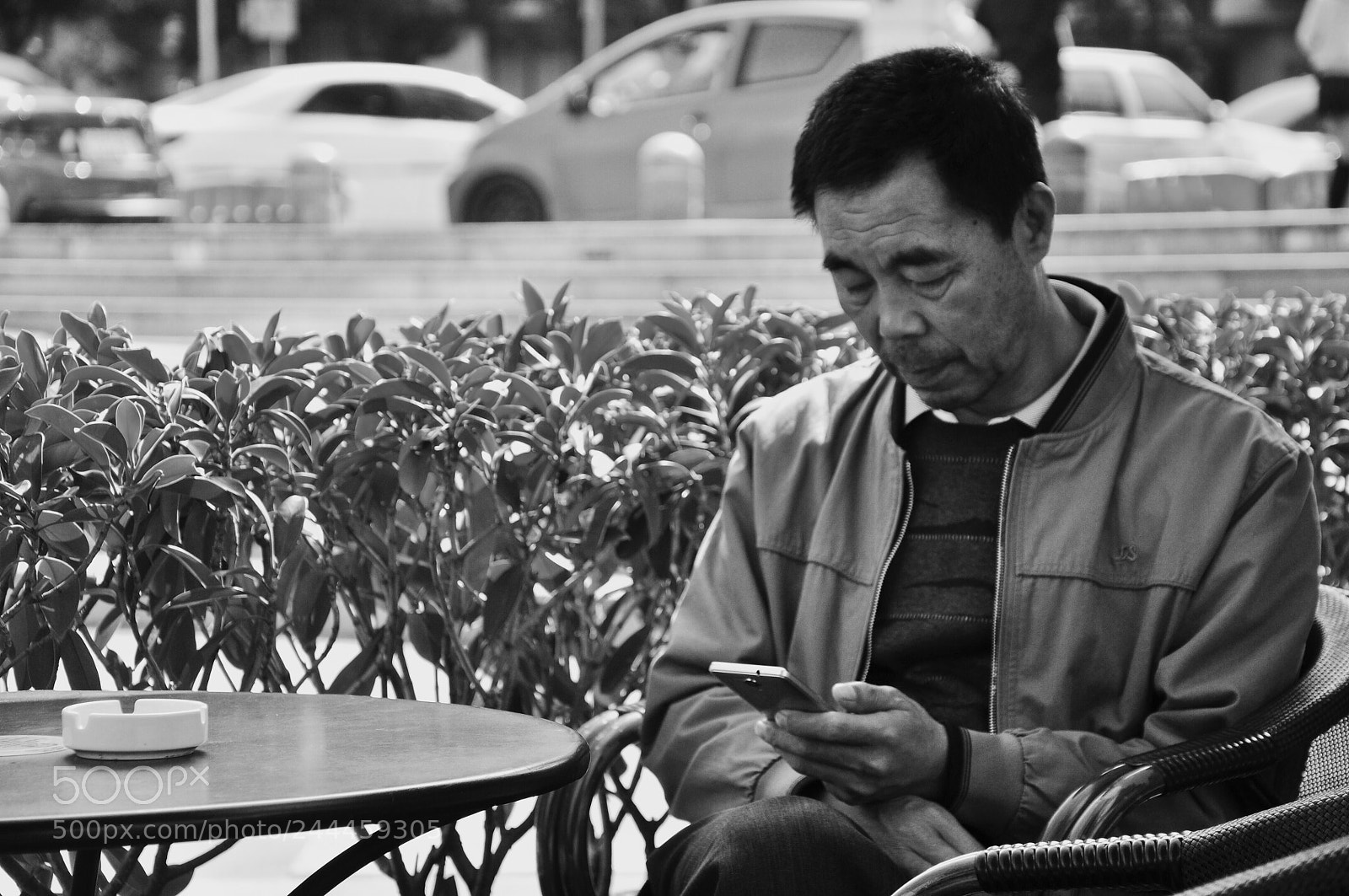 Nikon D90 sample photo. Man enjoying the time男人享受着下午休闲时光 photography