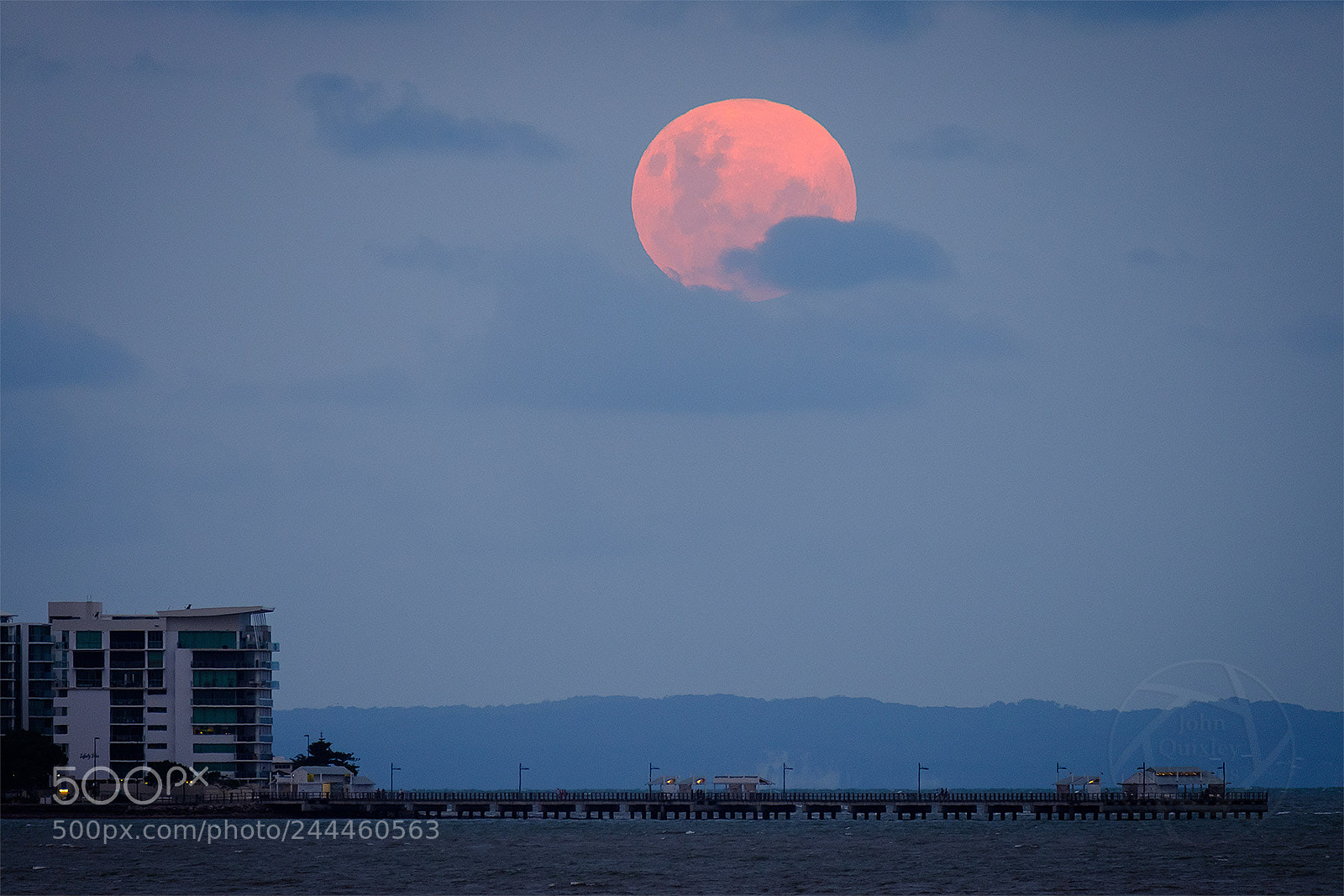 Fujifilm X-T2 sample photo. Supermoon rise over woody photography