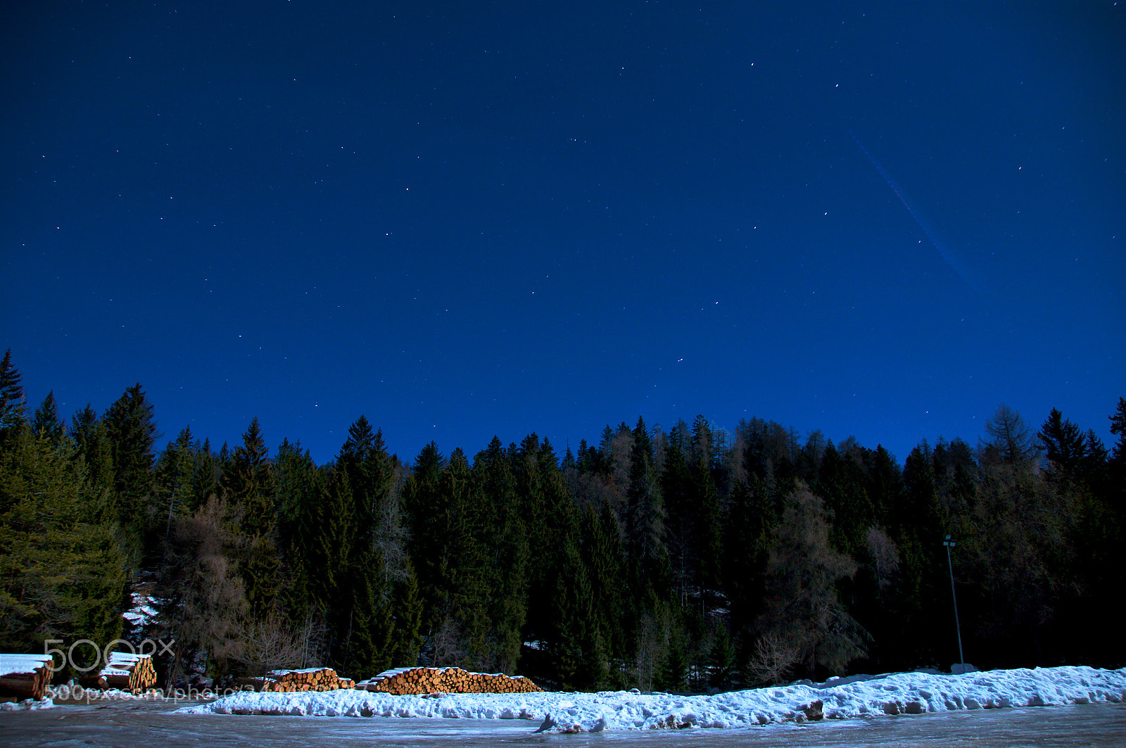 Nikon D5000 sample photo. Peace photography