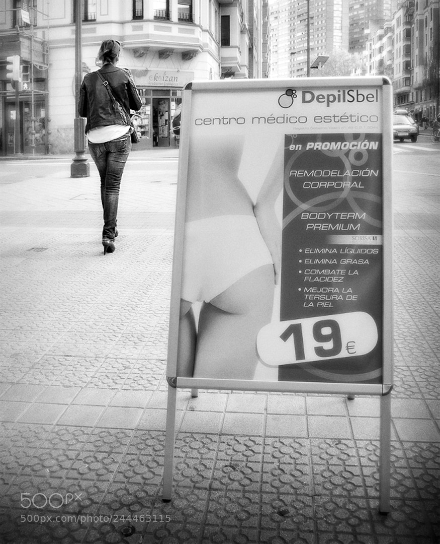 Nikon Coolpix P7700 sample photo. Operacion bikini photography