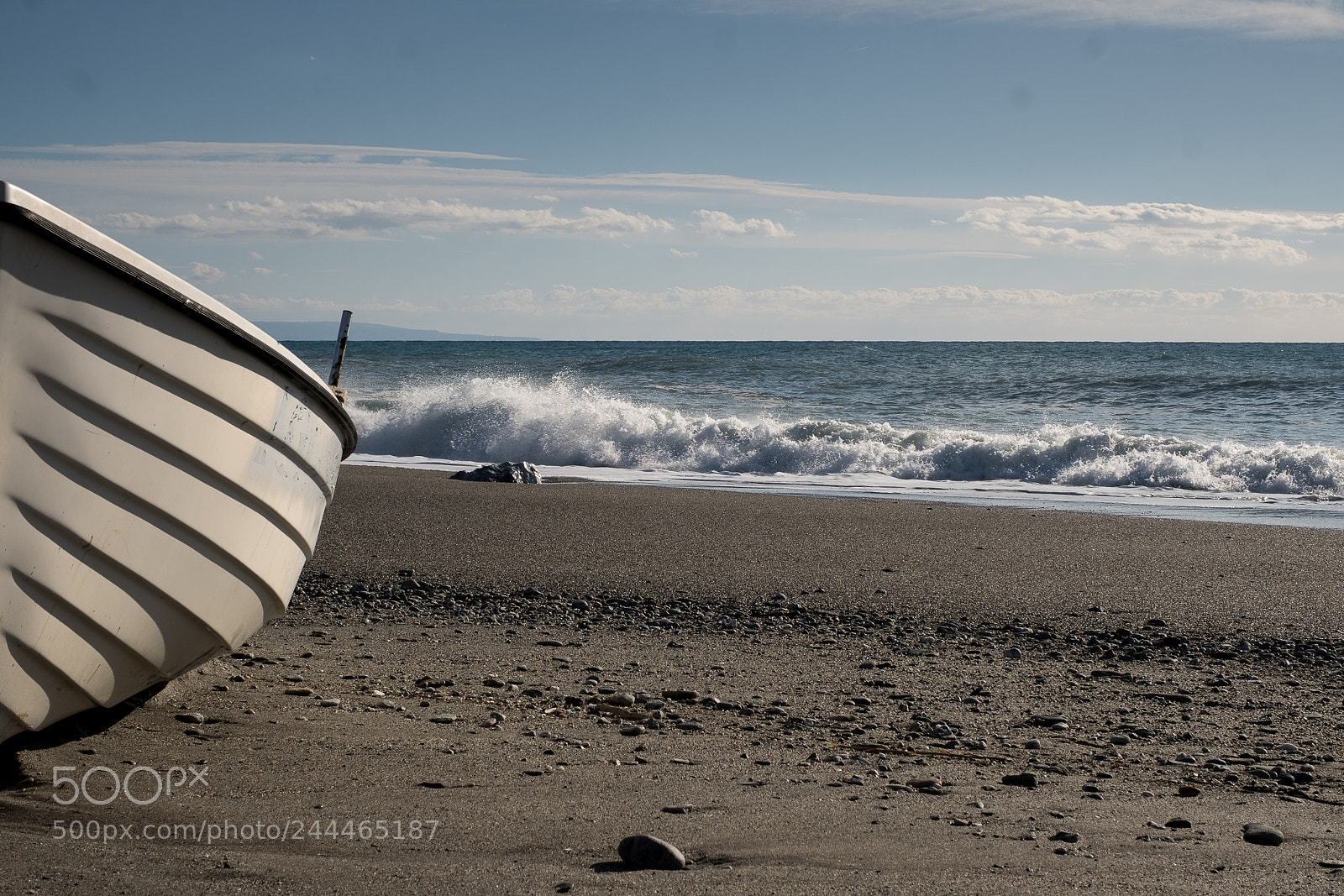 Fujifilm X-T20 sample photo. Half boat in the photography