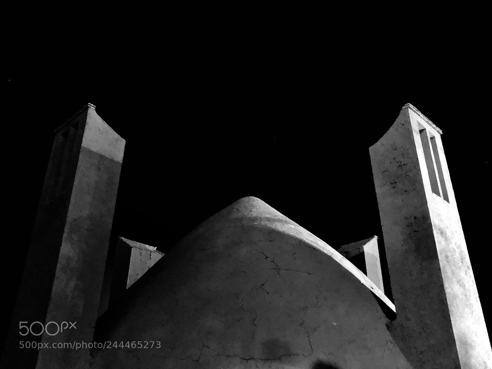 Apple iPhone 8 Plus sample photo. Persian architecture photography