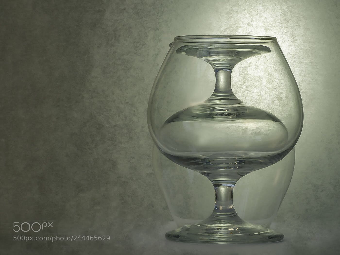 Olympus OM-D E-M5 II sample photo. Wine glass exploring shapes photography