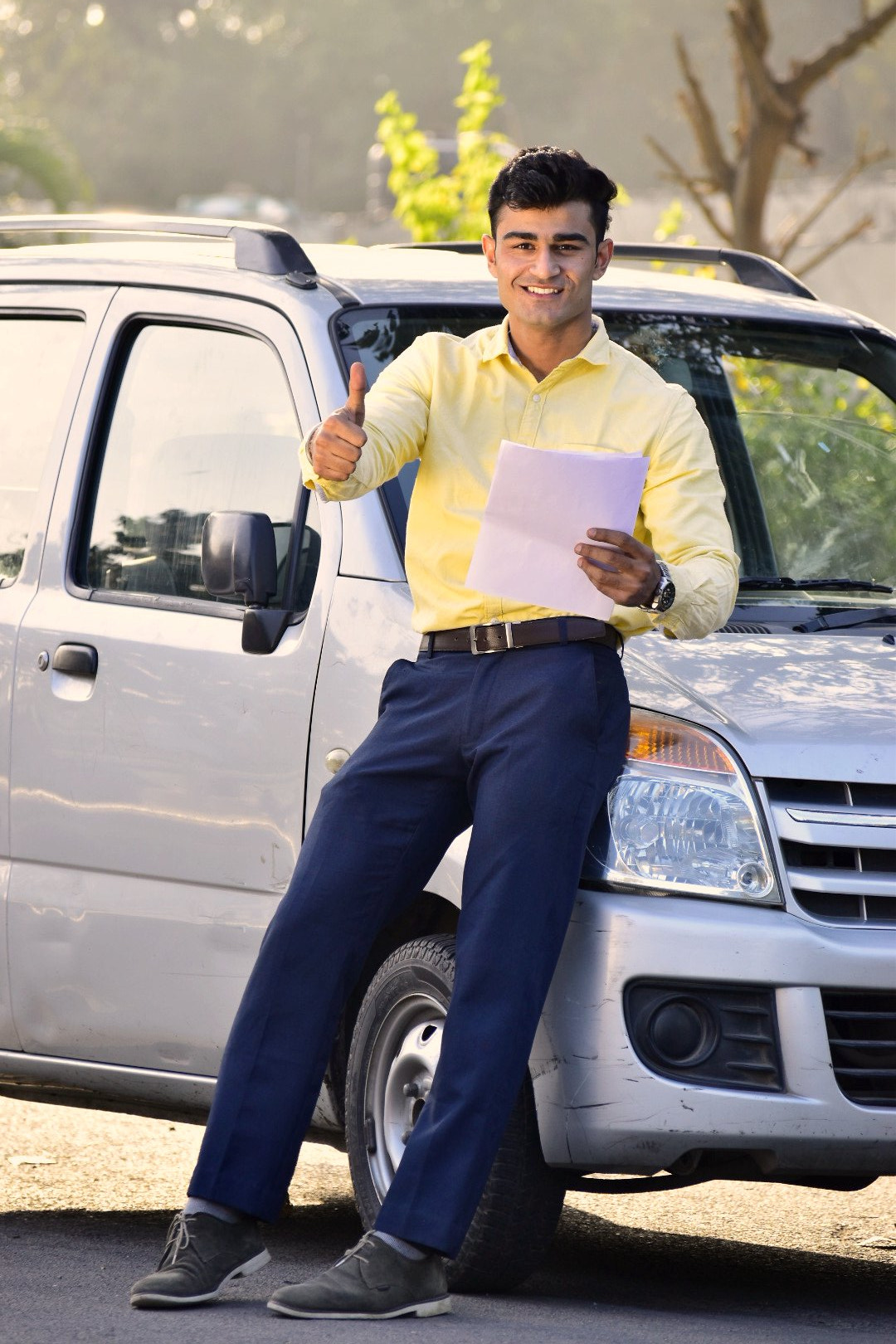 Nikon D5500 sample photo. Indian man showing thumbsup  outdoor photography