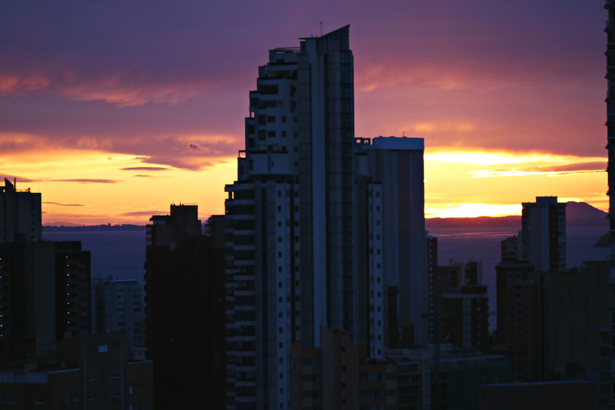Canon EF 100mm F2.8 Macro USM sample photo. Sky photography