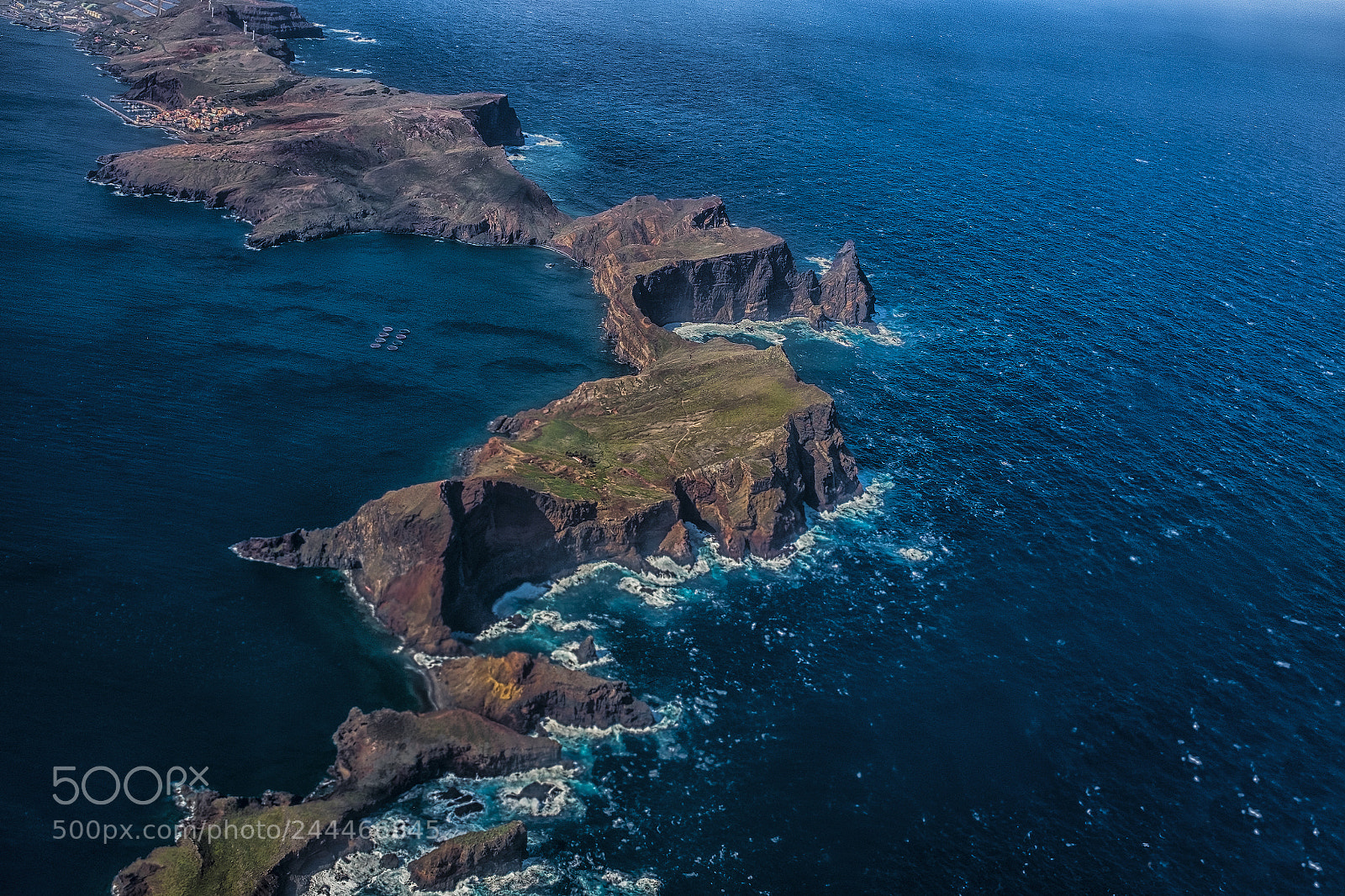 Fujifilm X100S sample photo. Farol da ponta de photography