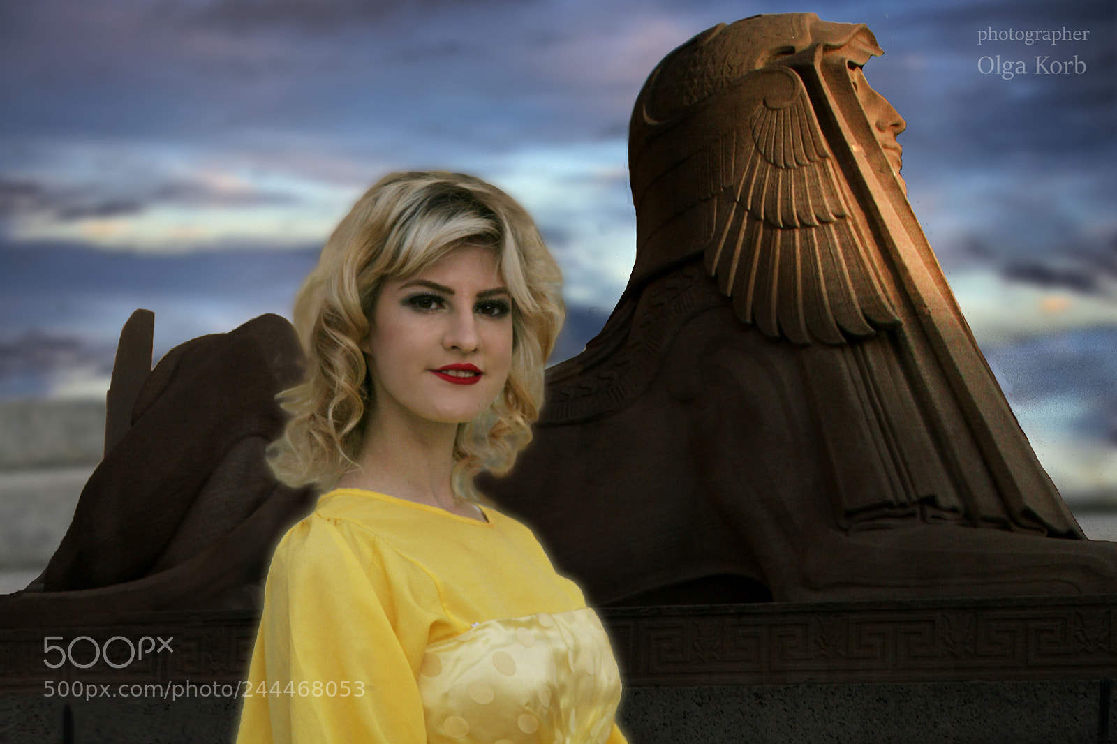 Canon EOS 5D sample photo. Girl in yellow photography