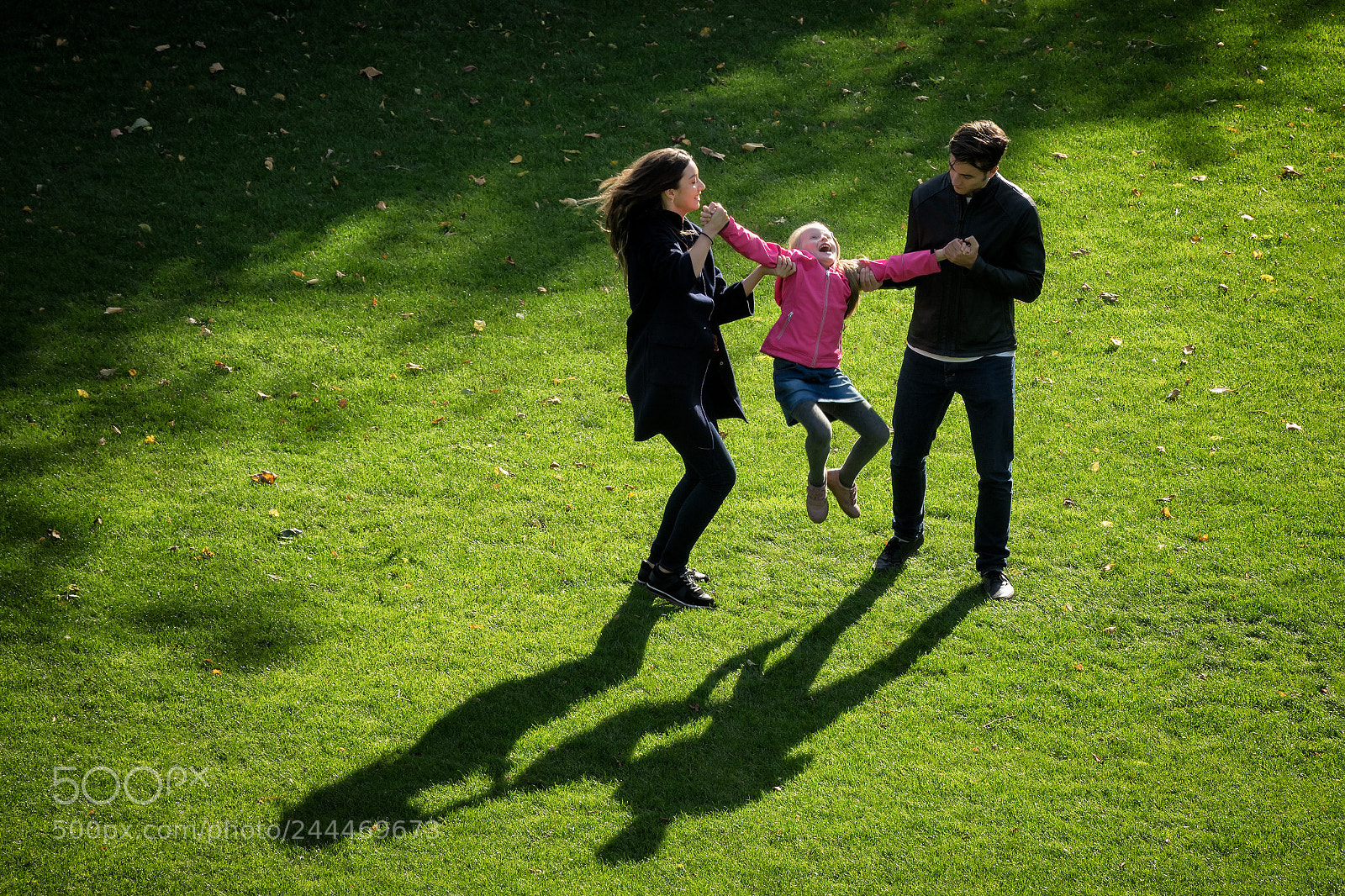 Sony Cyber-shot DSC-RX10 III sample photo. 'saturday, in the park photography