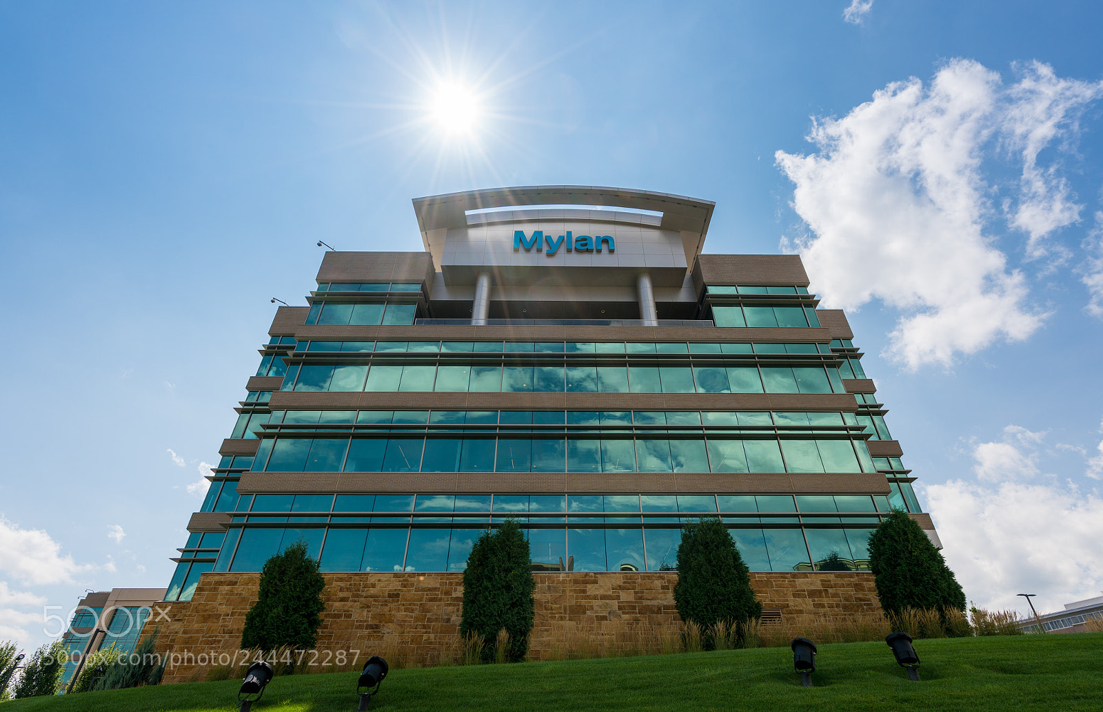 Sony a7R II sample photo. Mylan headquarters in canonsburg photography