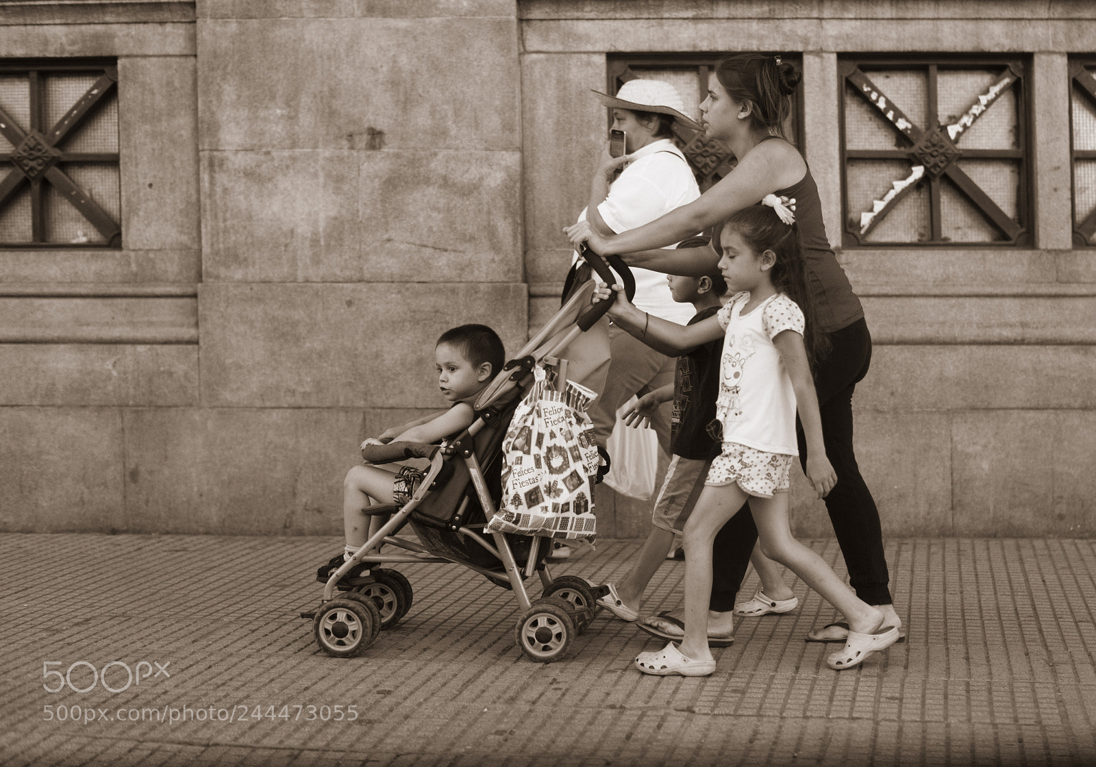 Sony a7R II sample photo. Familia photography