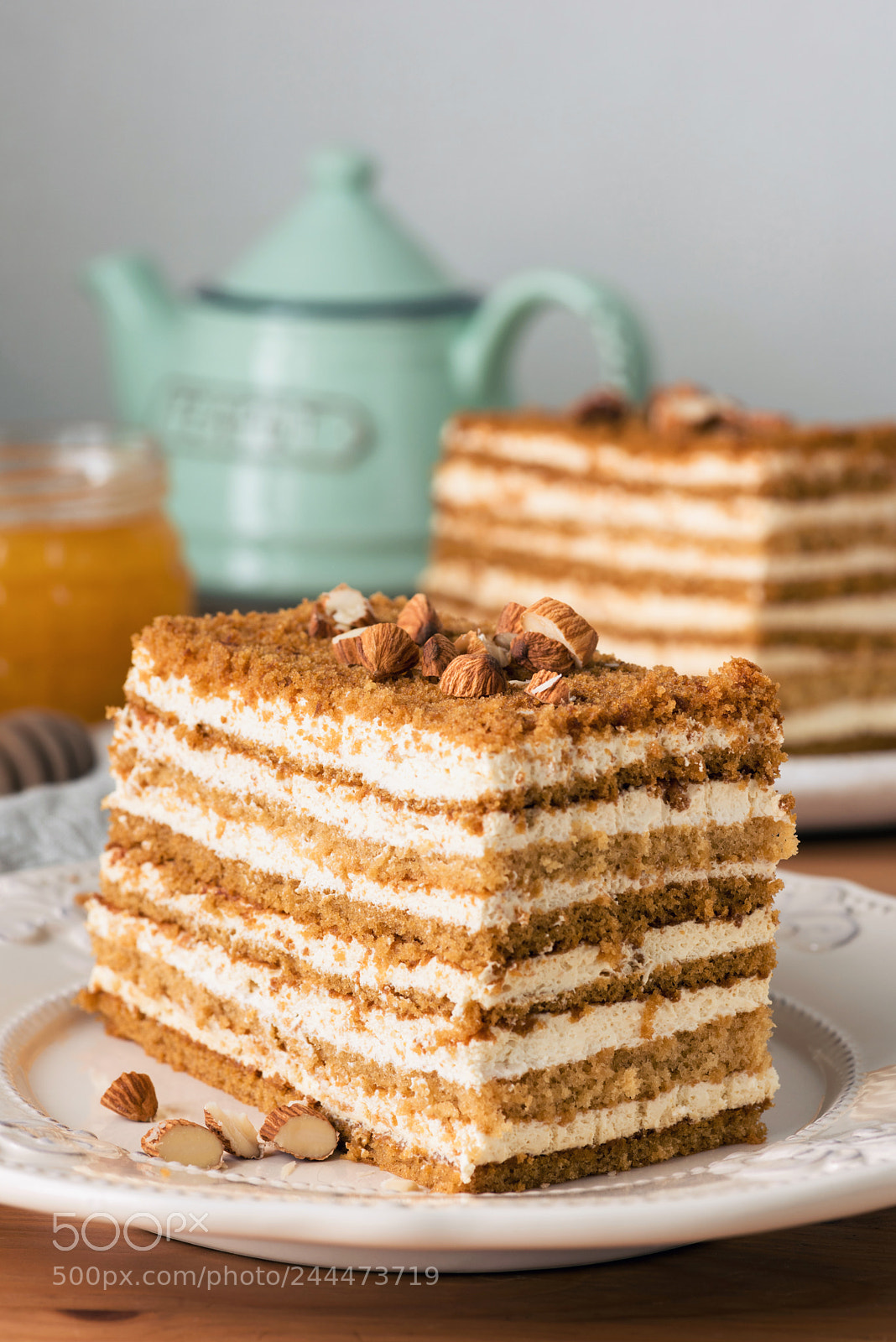 Nikon D810 sample photo. Honey cake medovik closeup photography