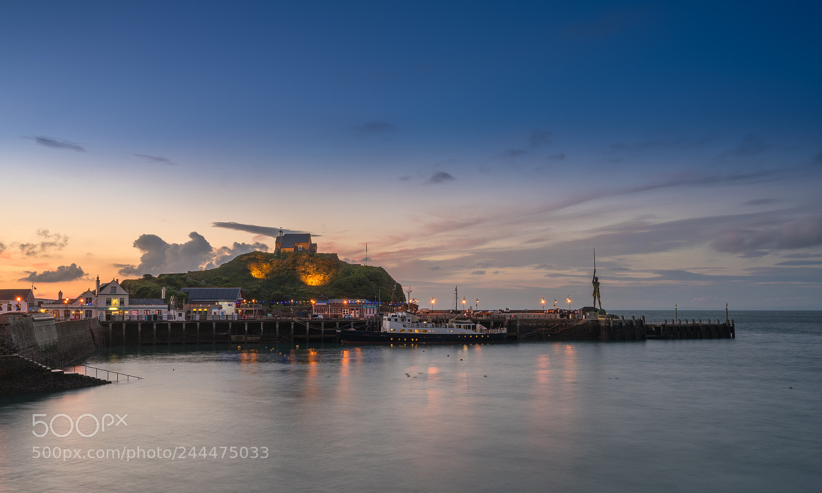 Sony a7R II sample photo. Sunset over the tourist photography