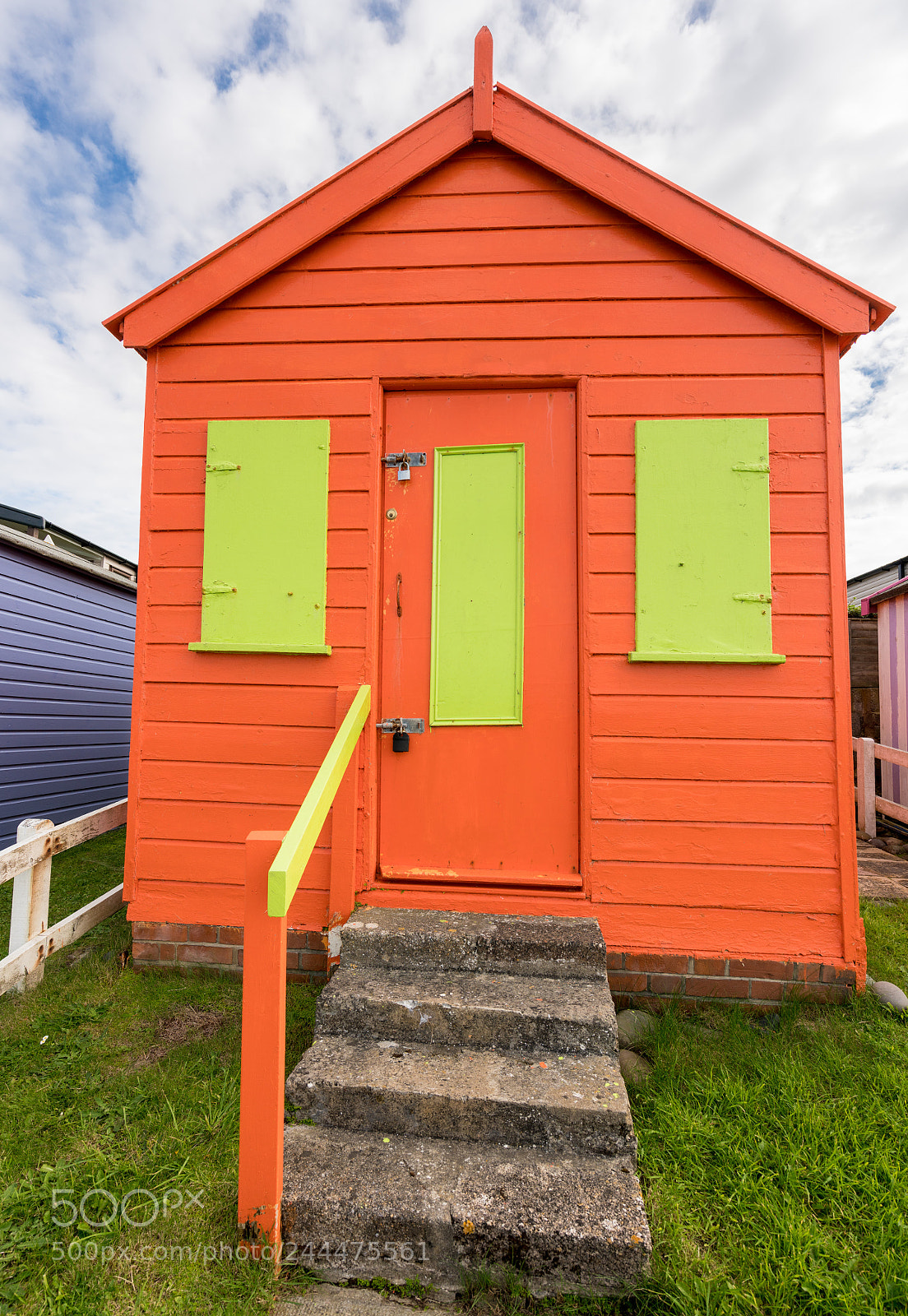 Sony a7R II sample photo. Colorful beach side huts photography