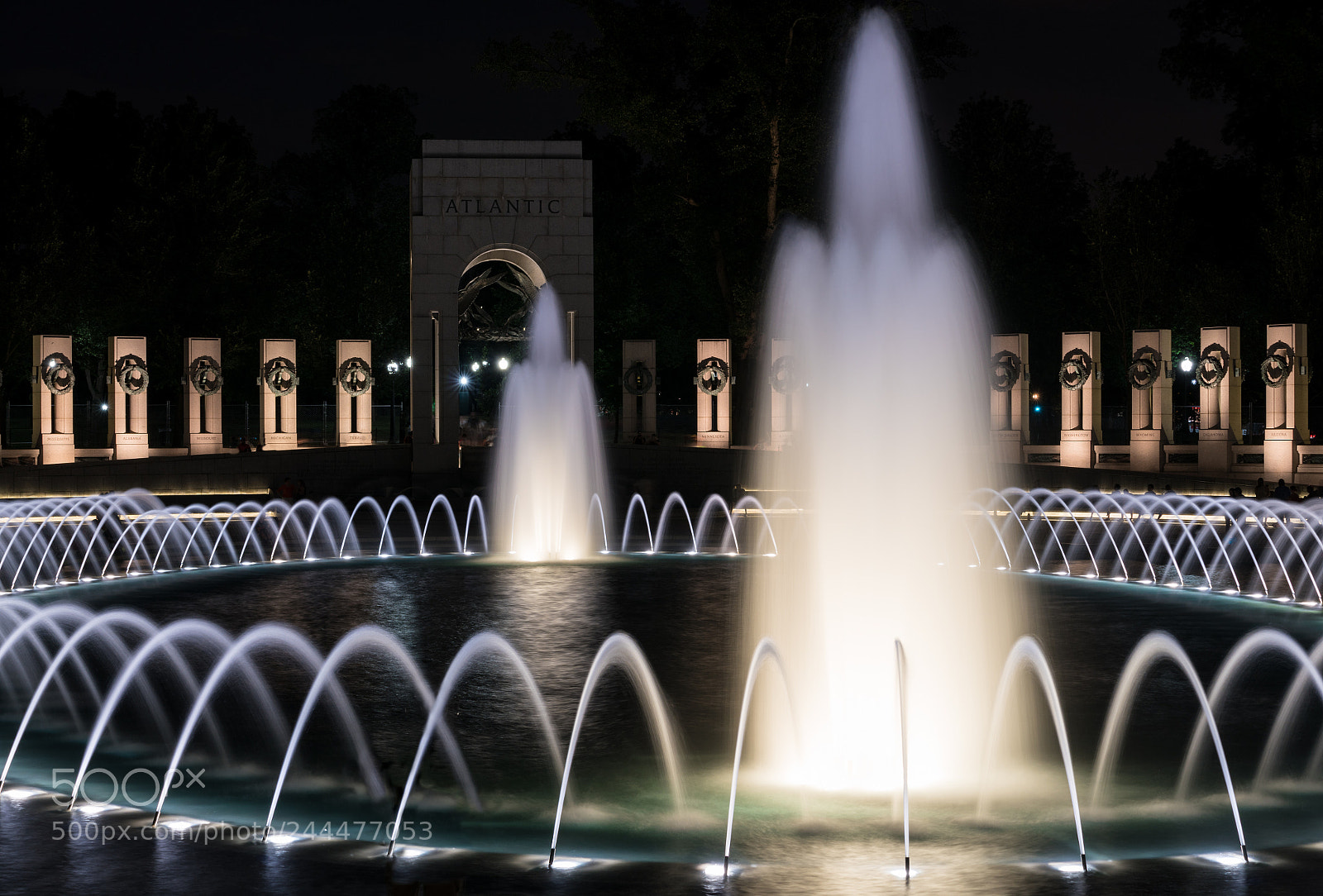 Sony a7R II sample photo. Fountains at world war photography
