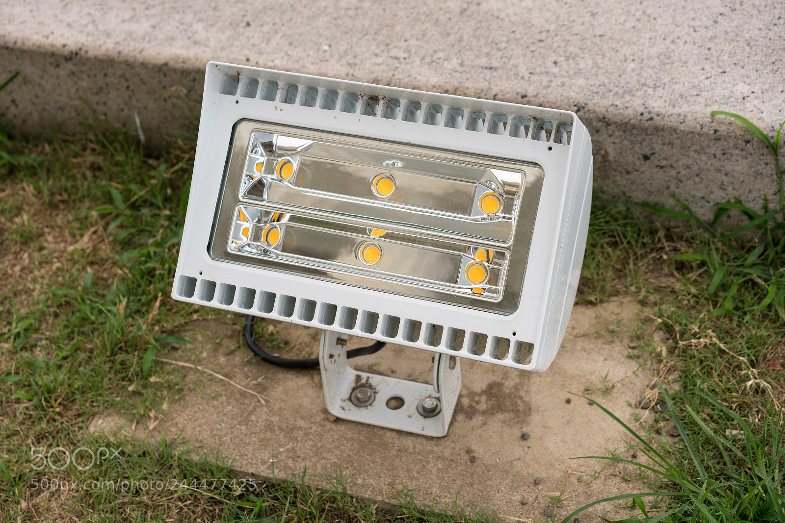 Sony a7R II sample photo. Powerful led floodlights in photography