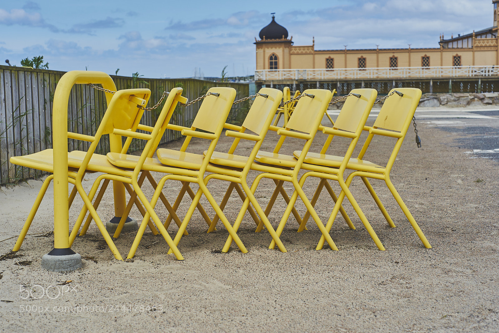 Sony Alpha DSLR-A850 sample photo. Take a seat photography