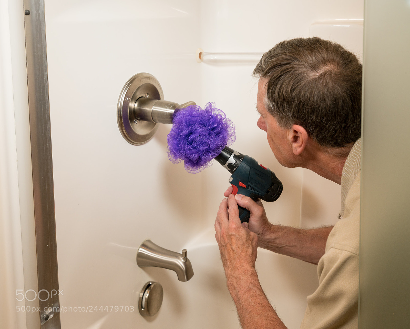 Sony a7R II sample photo. Senior man cleaning a photography