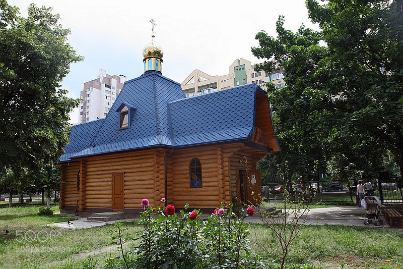 Canon EF 24-70mm F2.8L USM sample photo. Храм иконы Божией Матери «В родах Помощница» (в м роддоме на Оболони) photography