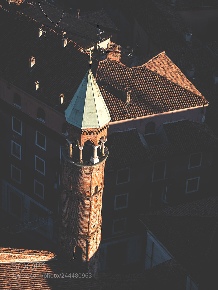 Panasonic Lumix DMC-GX85 (Lumix DMC-GX80 / Lumix DMC-GX7 Mark II) sample photo. I'm the tallest tower photography
