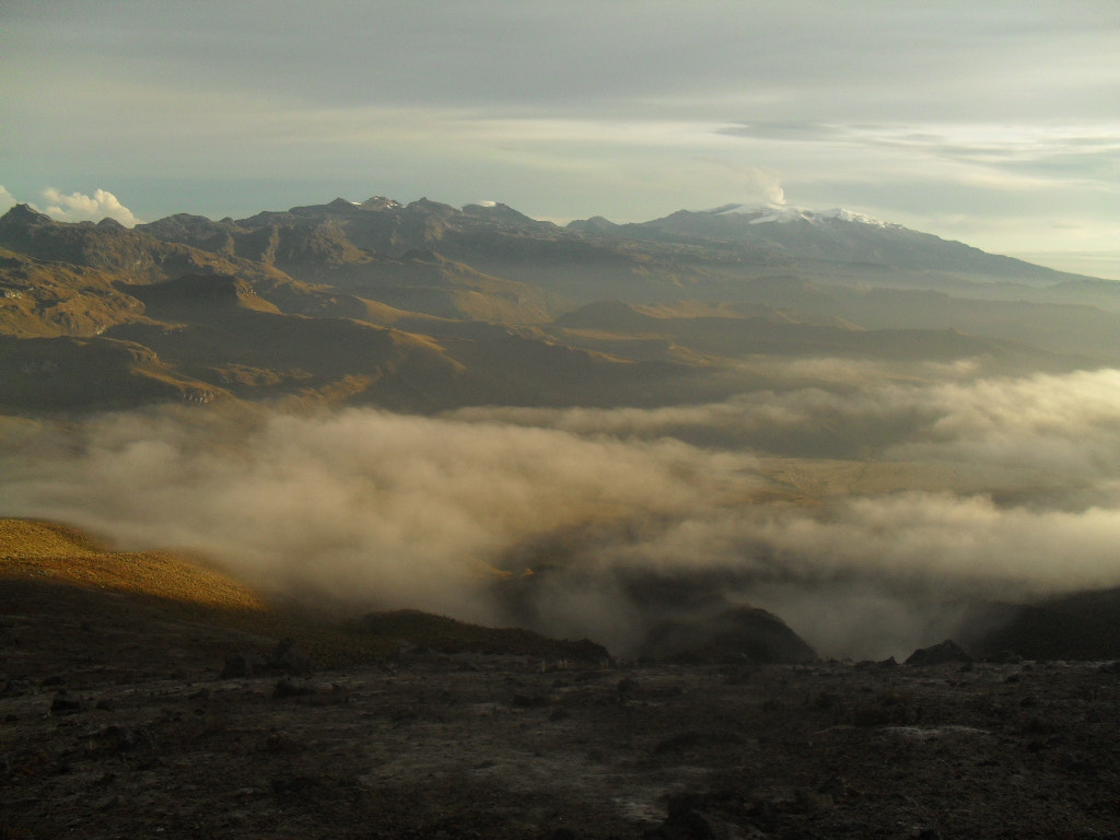 Samsung ES55,ES57 / VLUU ES55 /  SL102 sample photo. The fading colombian glaciers photography