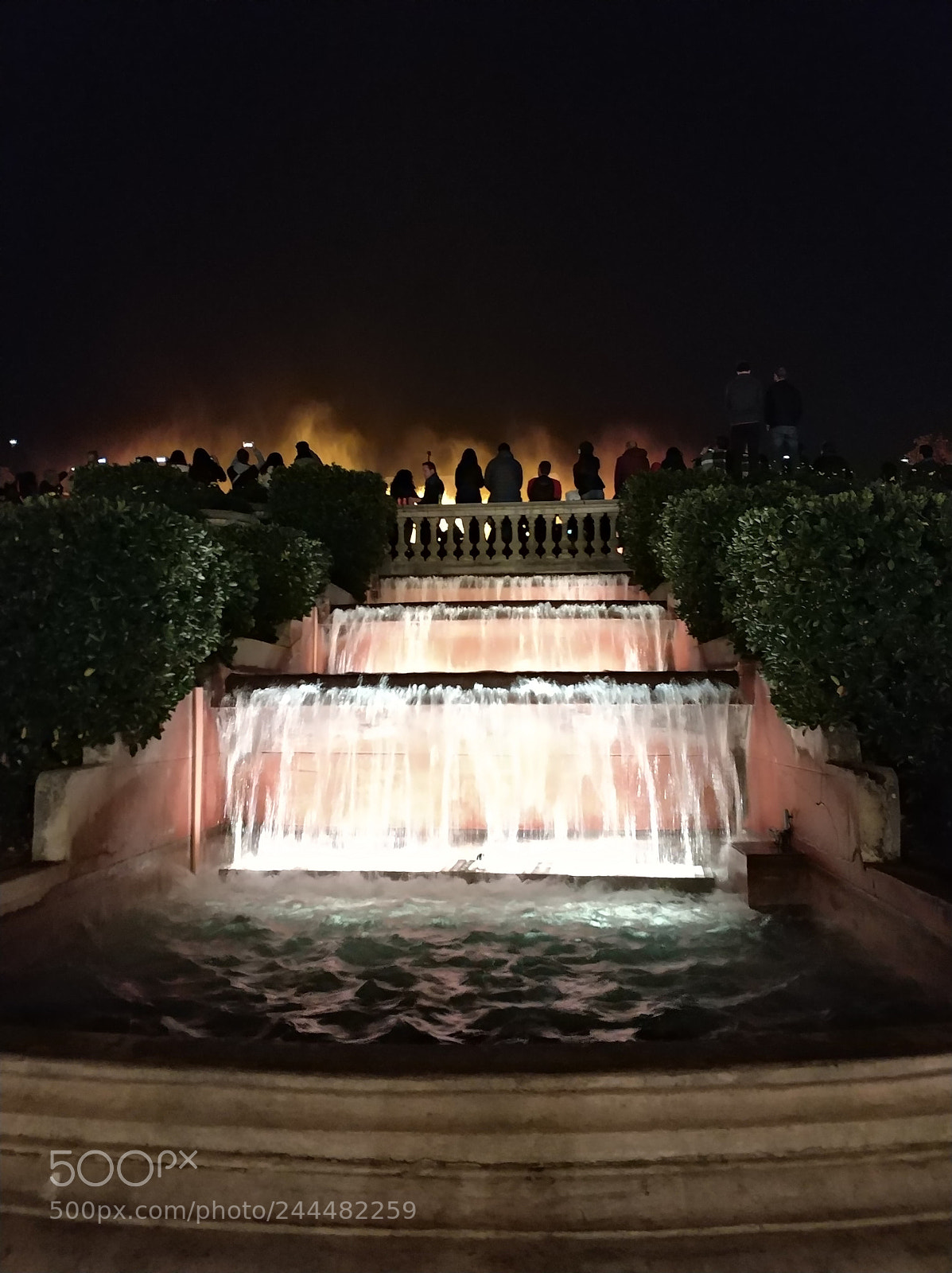 Xiaomi MI6 sample photo. Night fountain photography