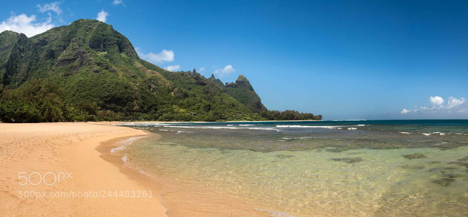 Sony a7R II sample photo. Panorama of tunnels beach photography