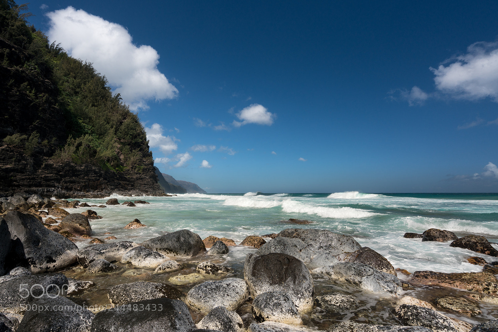 Sony a7R II sample photo. View along na pali photography