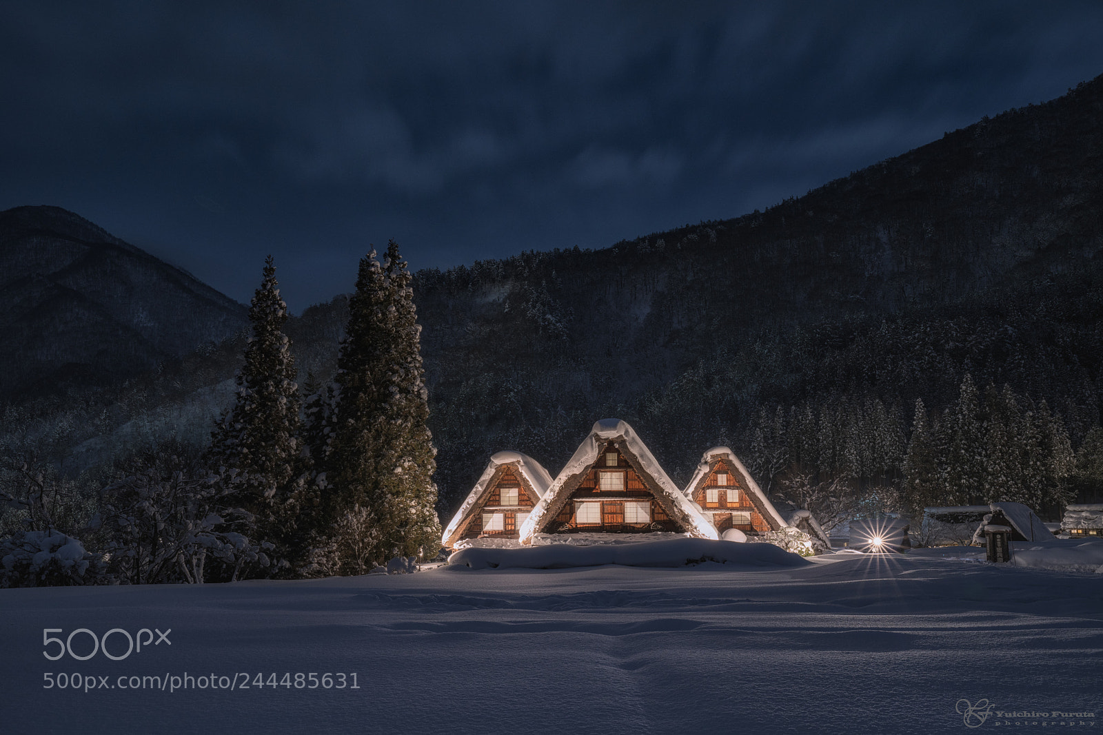 Sony a7R III sample photo. Winter in old houses photography