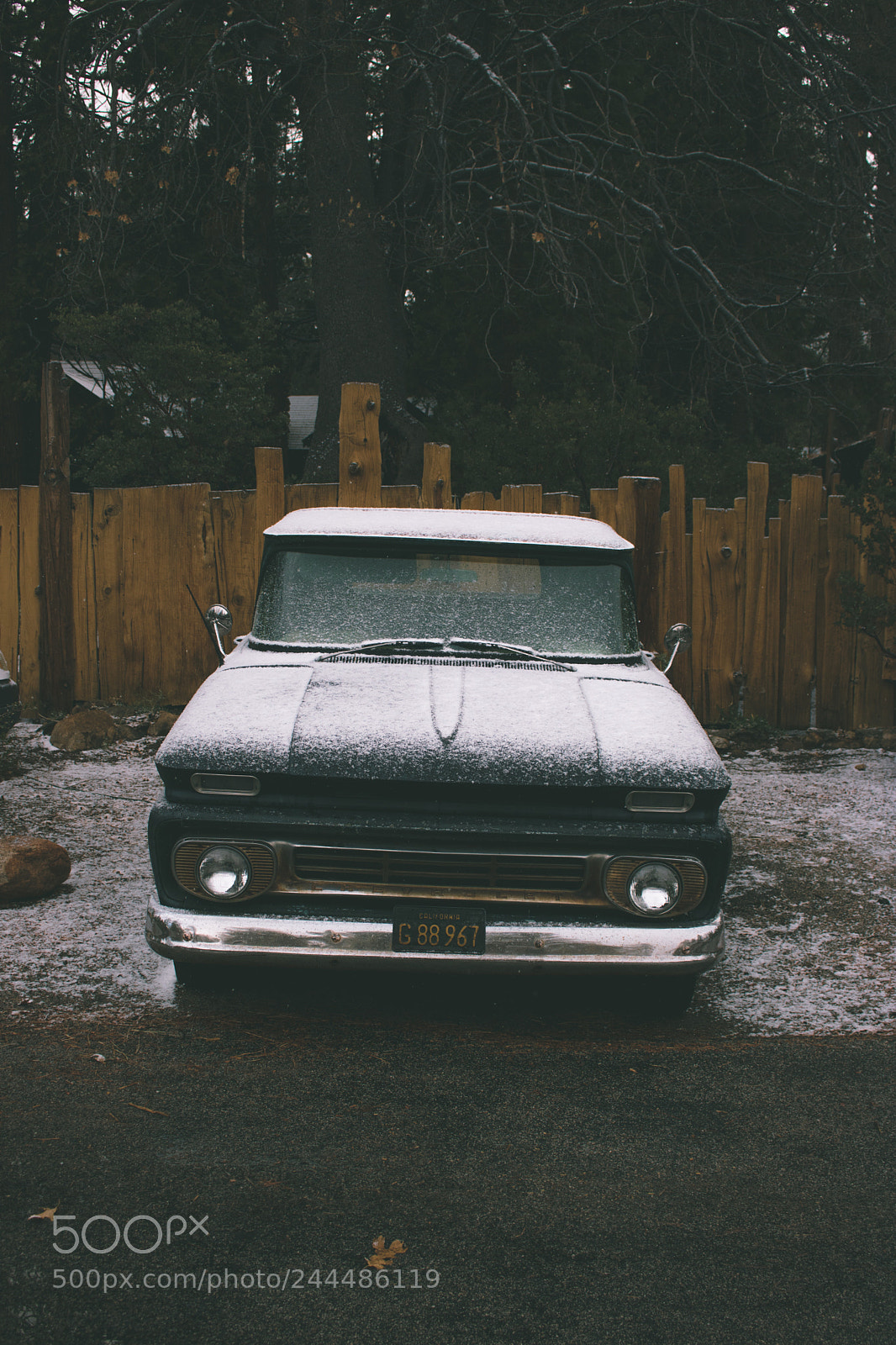 Canon EOS 750D (EOS Rebel T6i / EOS Kiss X8i) sample photo. Old cars photography