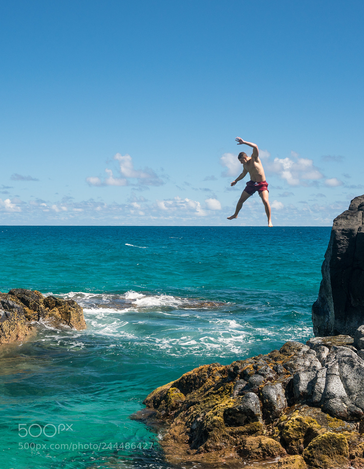 Sony a7R II sample photo. Fit young man jumps photography