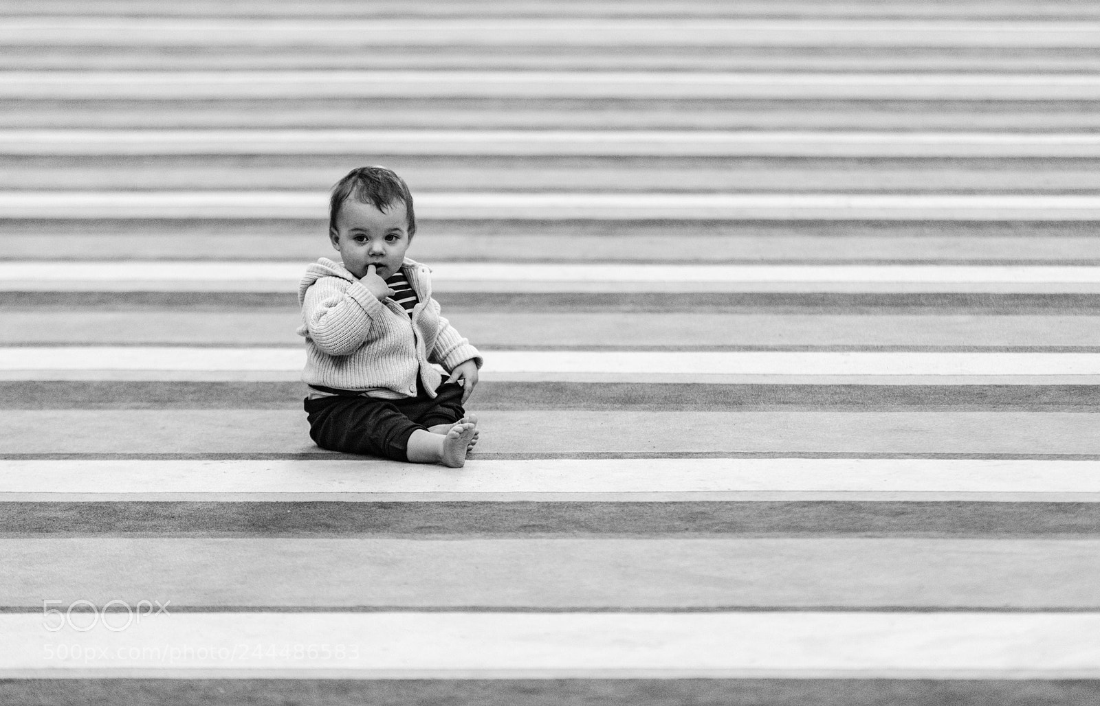 Canon EOS-1D X Mark II sample photo. Child on abstract photography